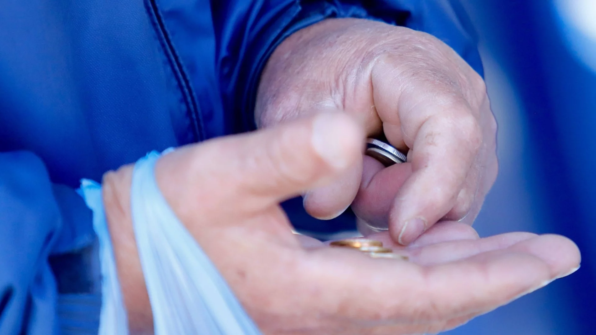 Балкански пенсионери трябва да докажат, че са живи, за да получат пенсия