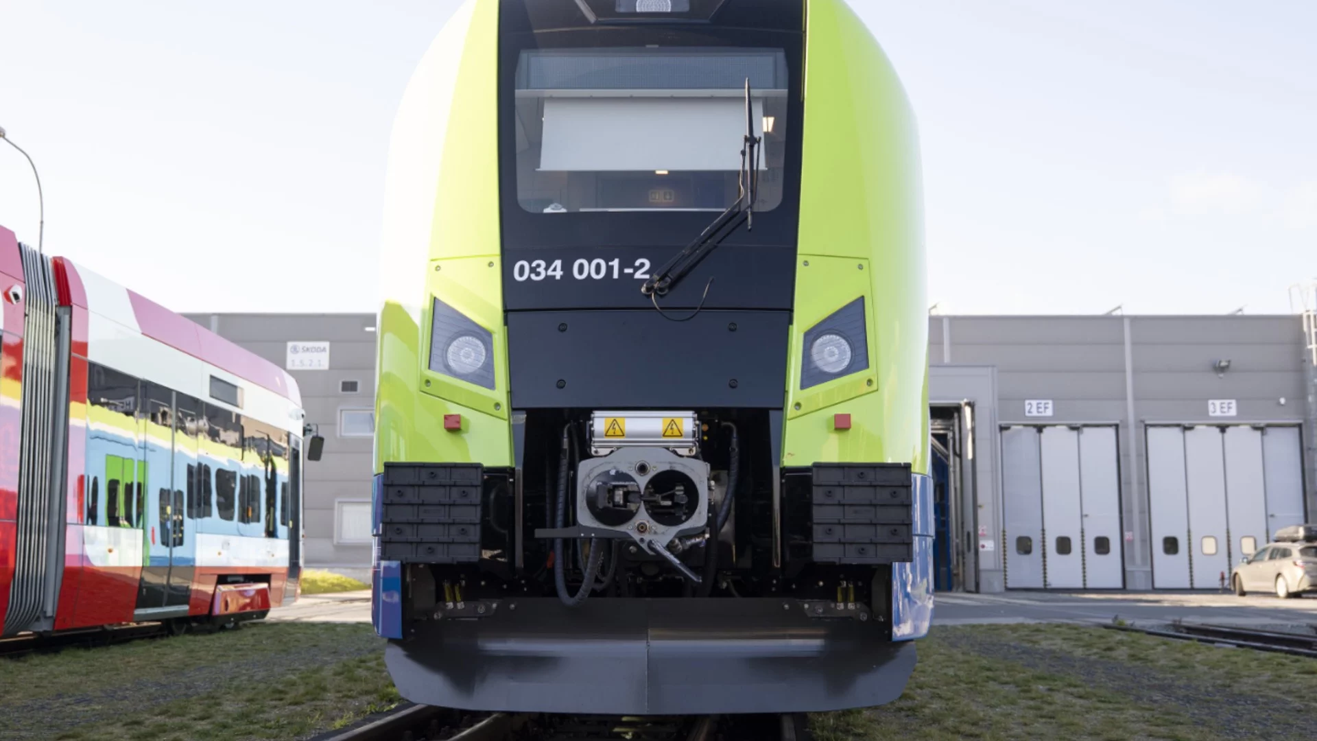 Луксозни китайски високоскоростни влакове ще свързват Будапеща и Белград (ВИДЕО)