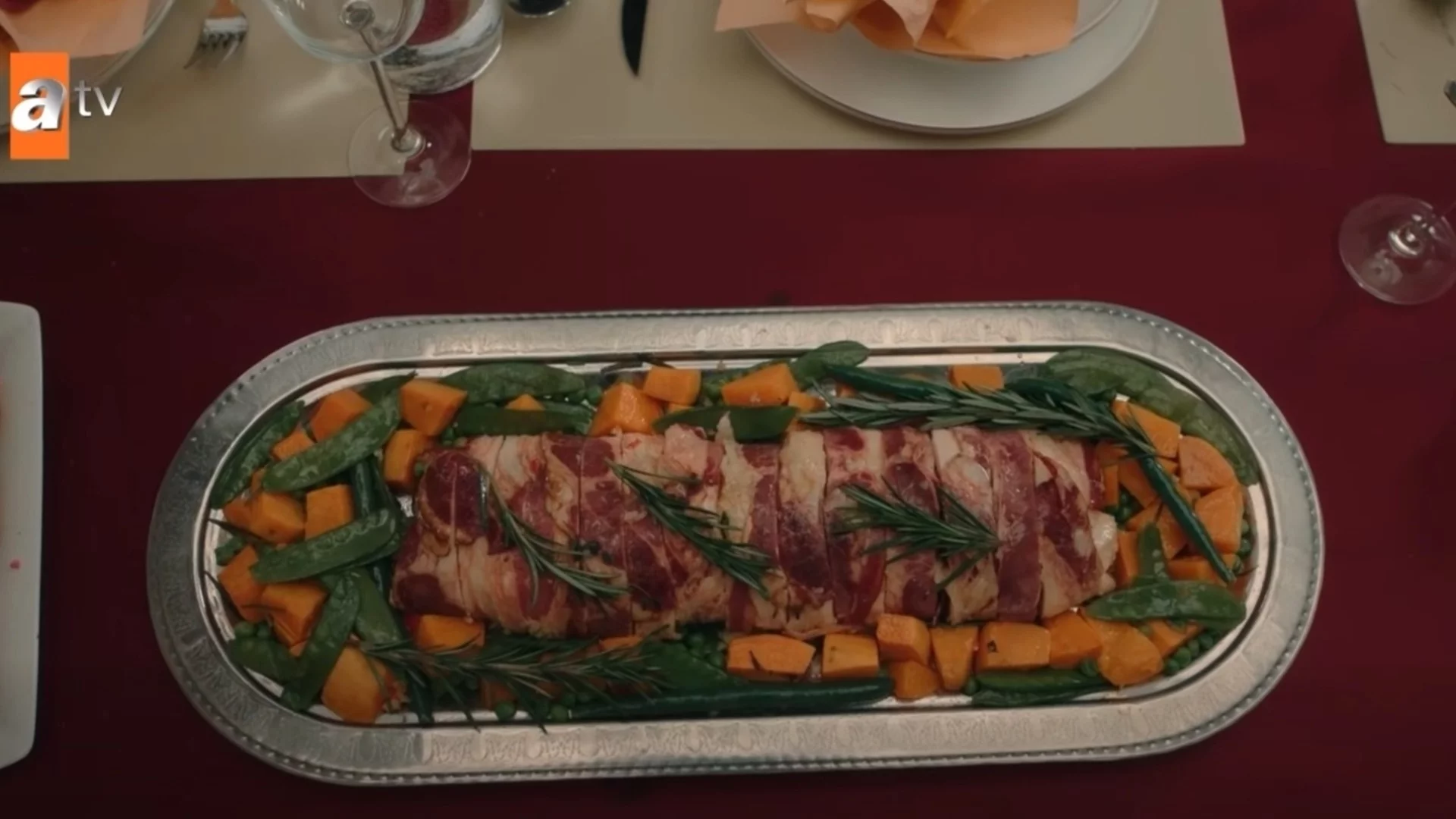 Сцена със свинско месо в сериал взриви Турция (ВИДЕО)