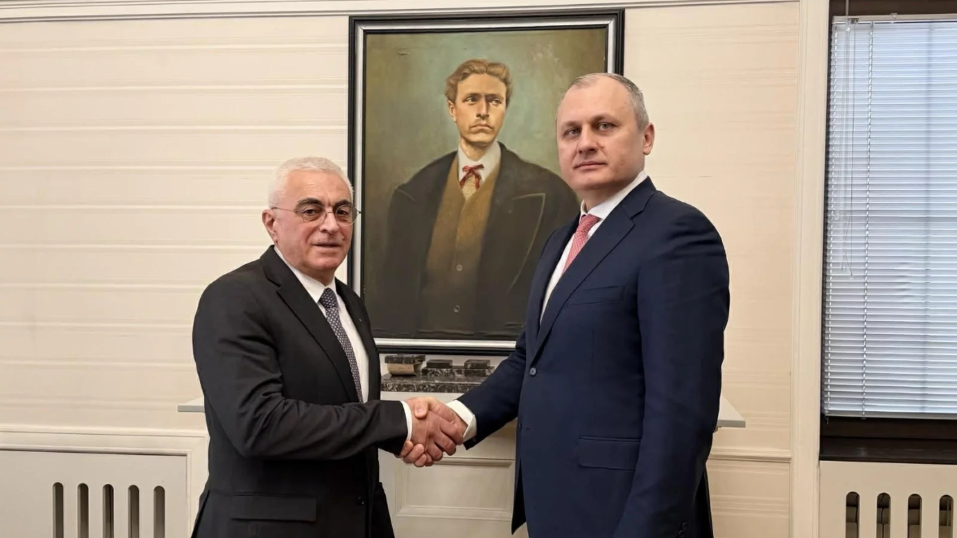 Новият министър на ел. управлението с нов подход към машините за гласуване