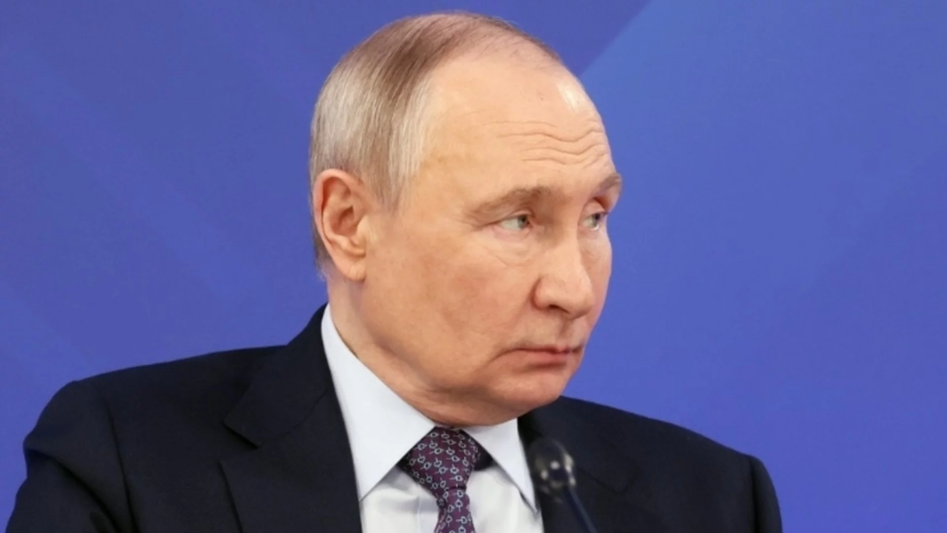 Путин: Държавната помощ към фирмите вече ще зависи от броя на децата на служителите и сключените бракове