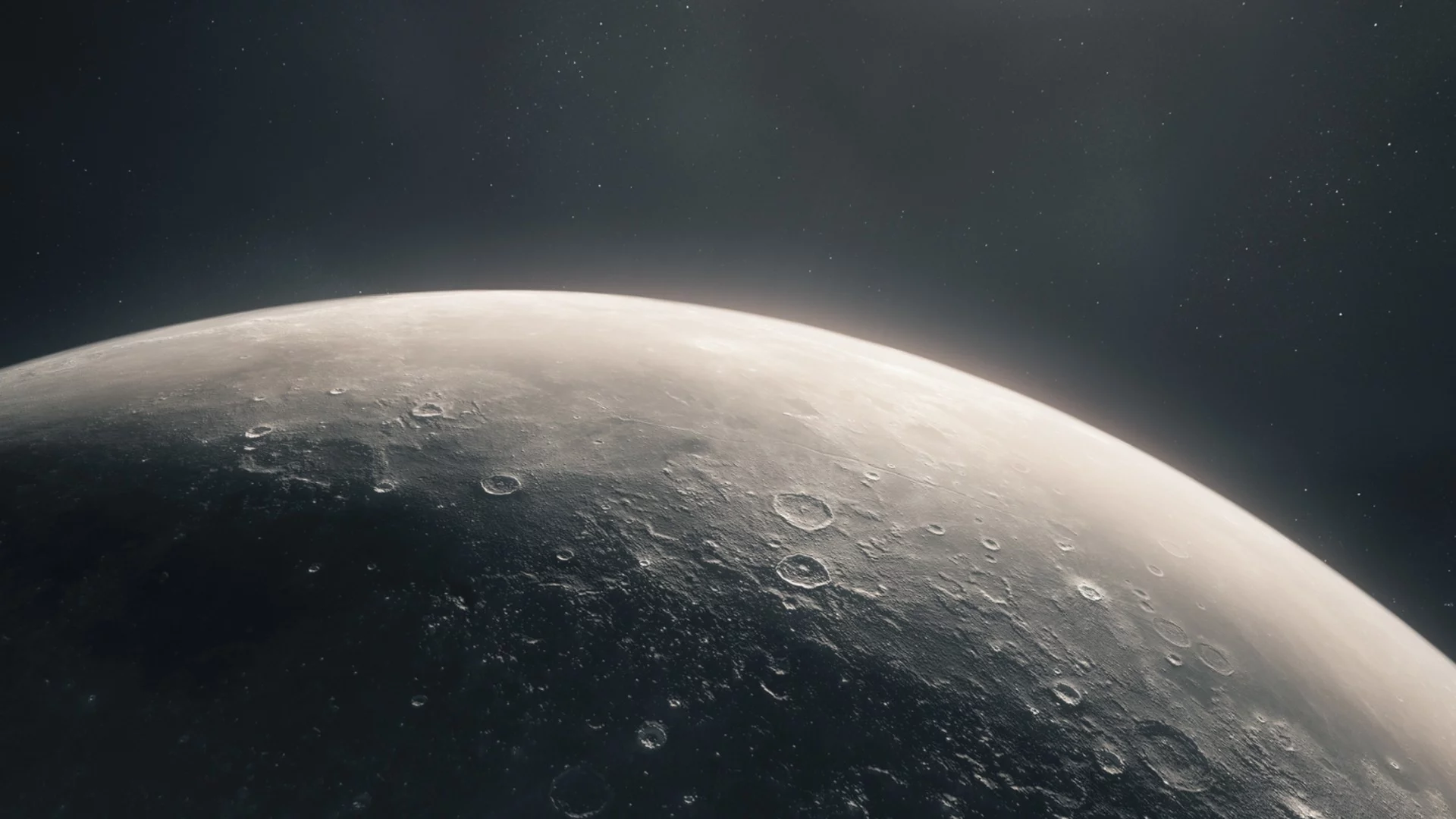 Учени: Луната продължава да се свива