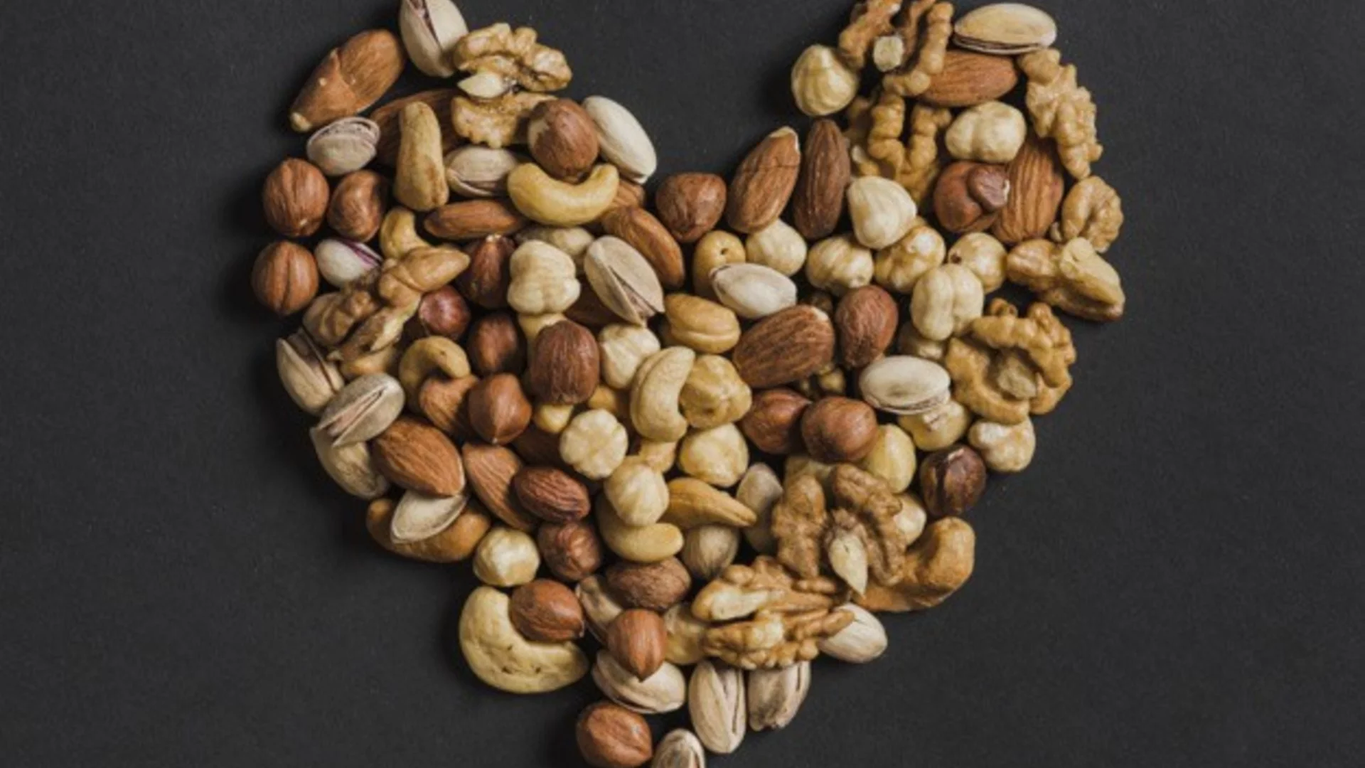 Диетолози разкриха кое ядково масло е №1 – отговорът ще ви изненада