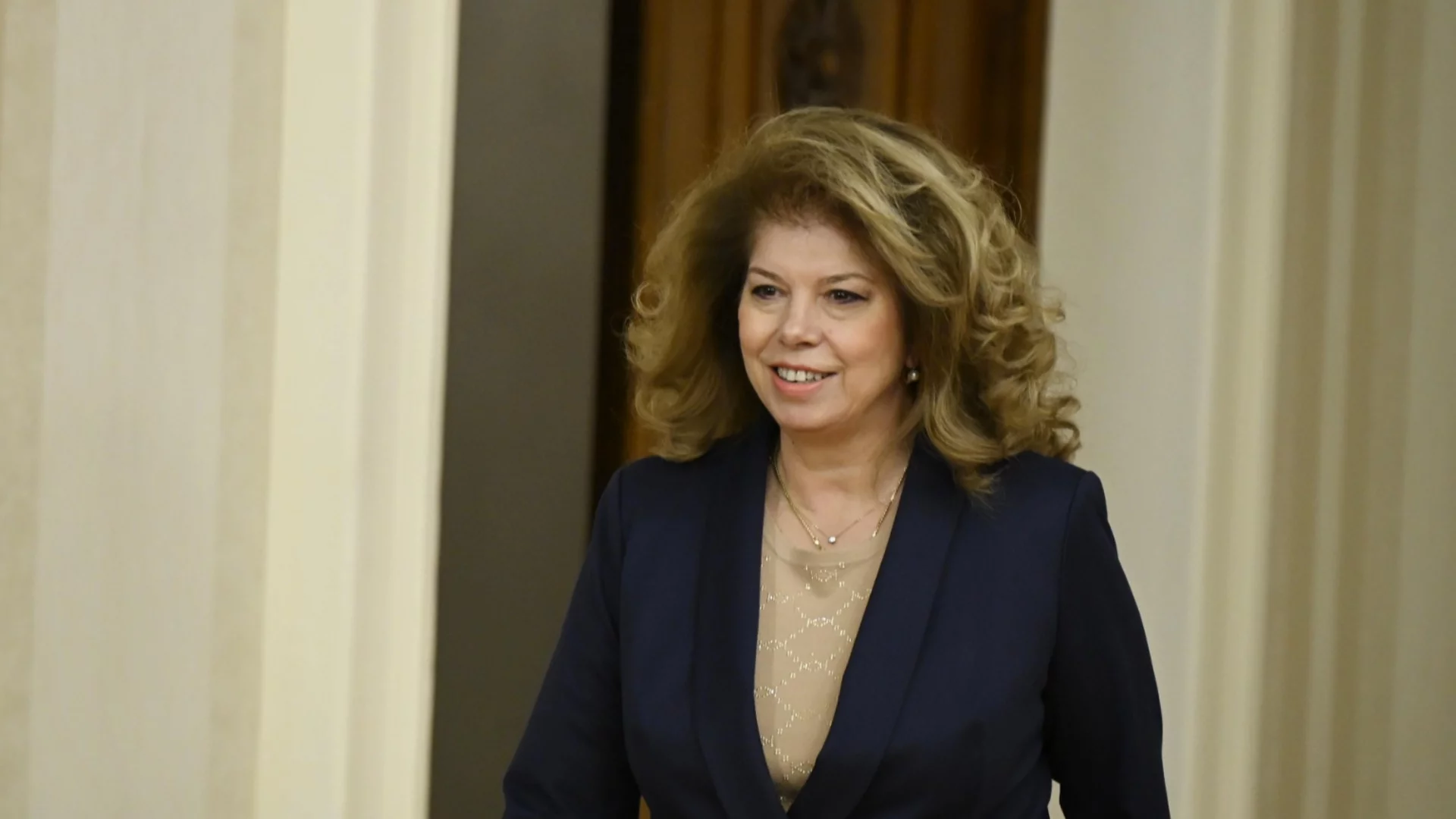 Йотова поряза Радев: Няма как да сваля политическо доверие от кабинета (ВИДЕО)