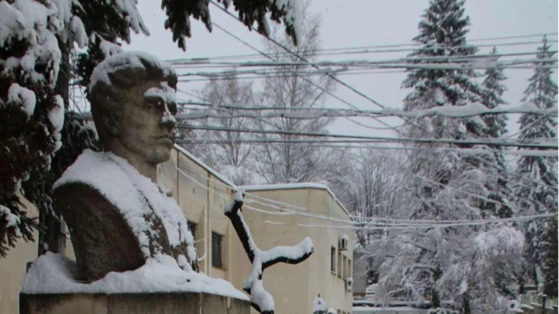 Тетевен отбеляза 153 години от гибелта на Апостола на свободата Васил Левски