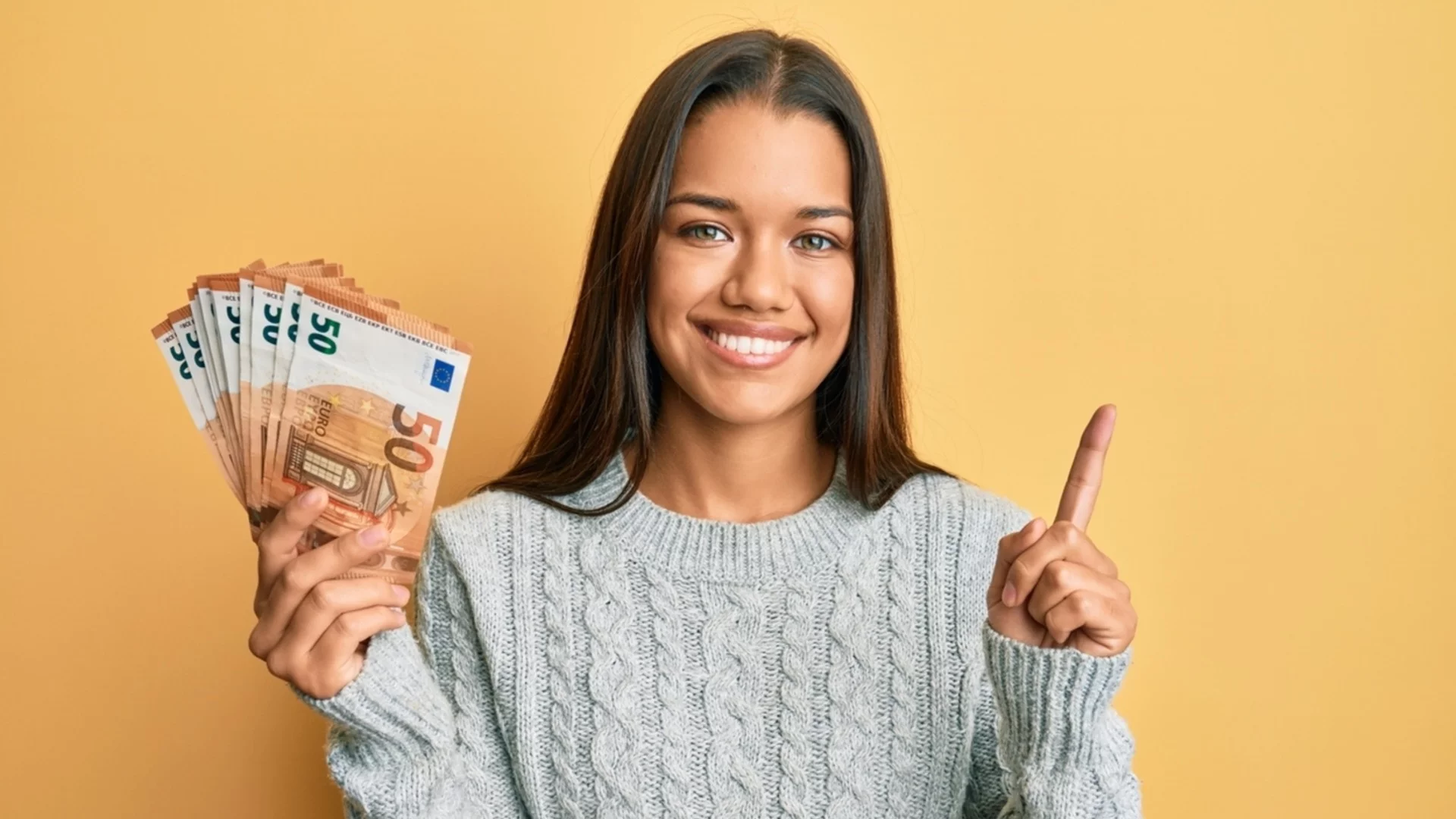 Не мартеници, а пари ще получат тези 3 зодии през МАРТ 2026