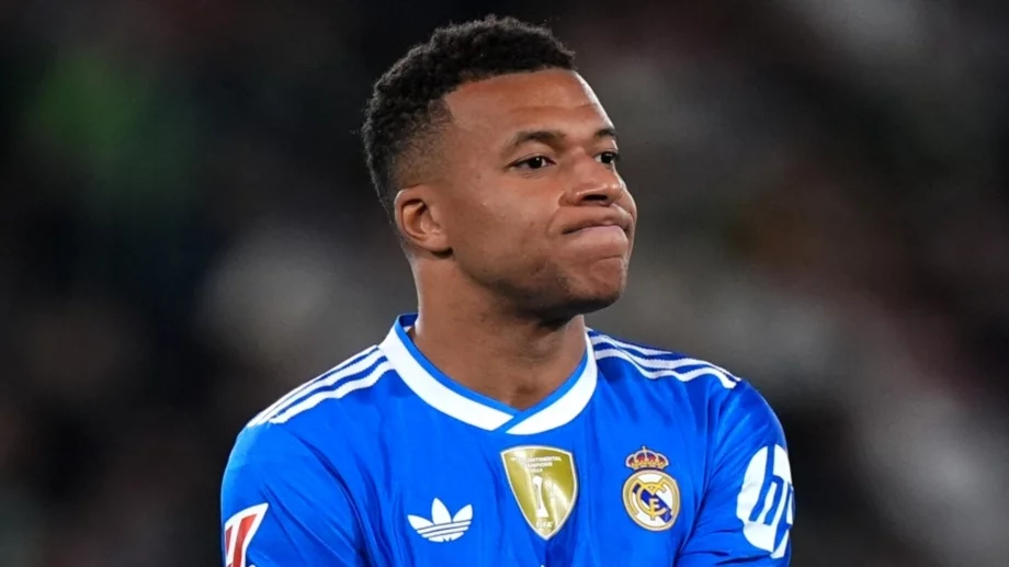 Легендарен вратар съсипа Килиан Мбапе: Живее с травестит, а говори за морал