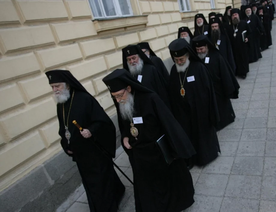 С кои очи църквата претендира, че ще научи децата ни на ценности?