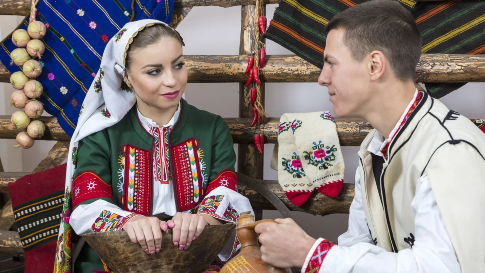 Утре Рак, Козирог + още 2 зодии ще се въртят като ощипана мома