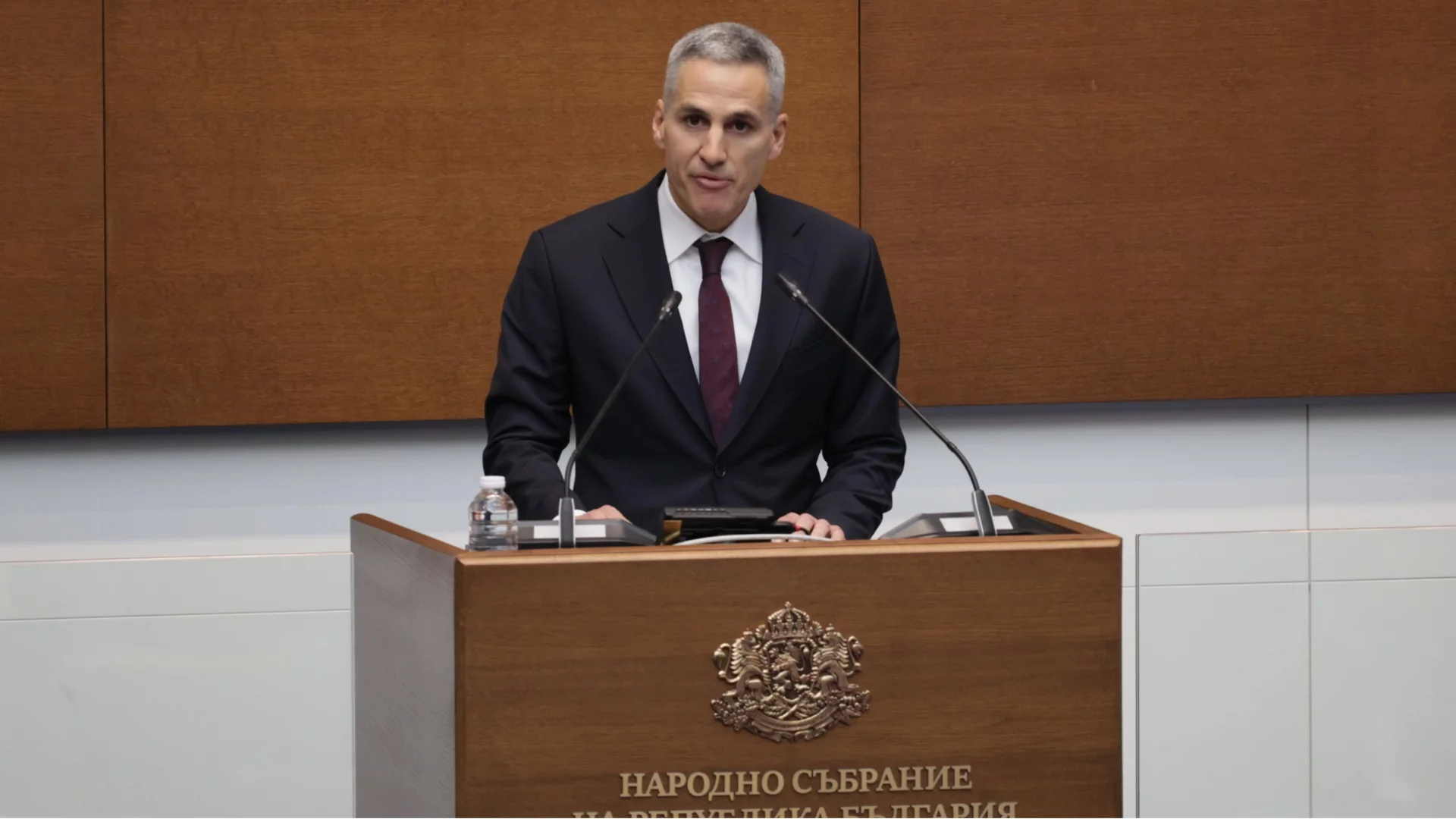 "Няма по-важна задача от провеждането на честни избори": Гюров на среща с ЦИК