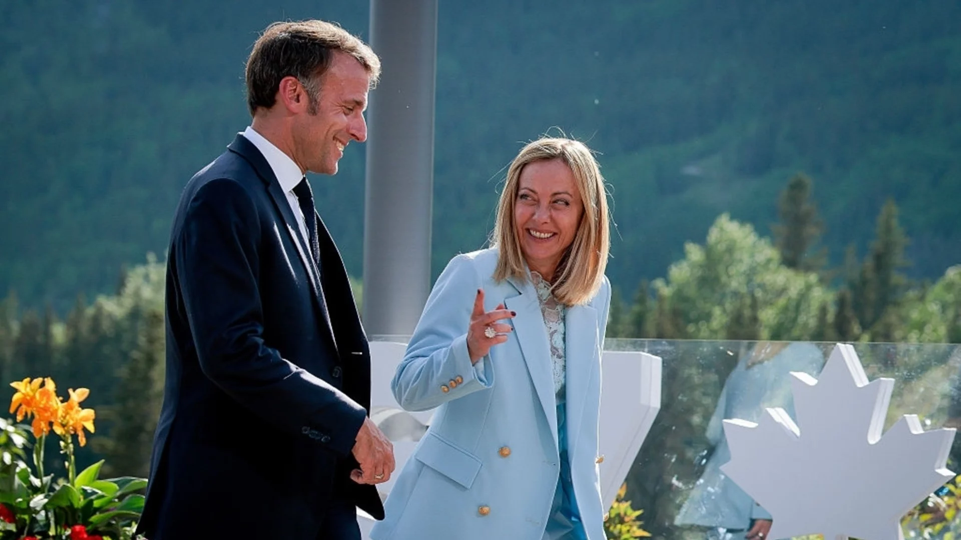 След убийството на екстремист: Конфликтът между Мелони и Макрон се разраства