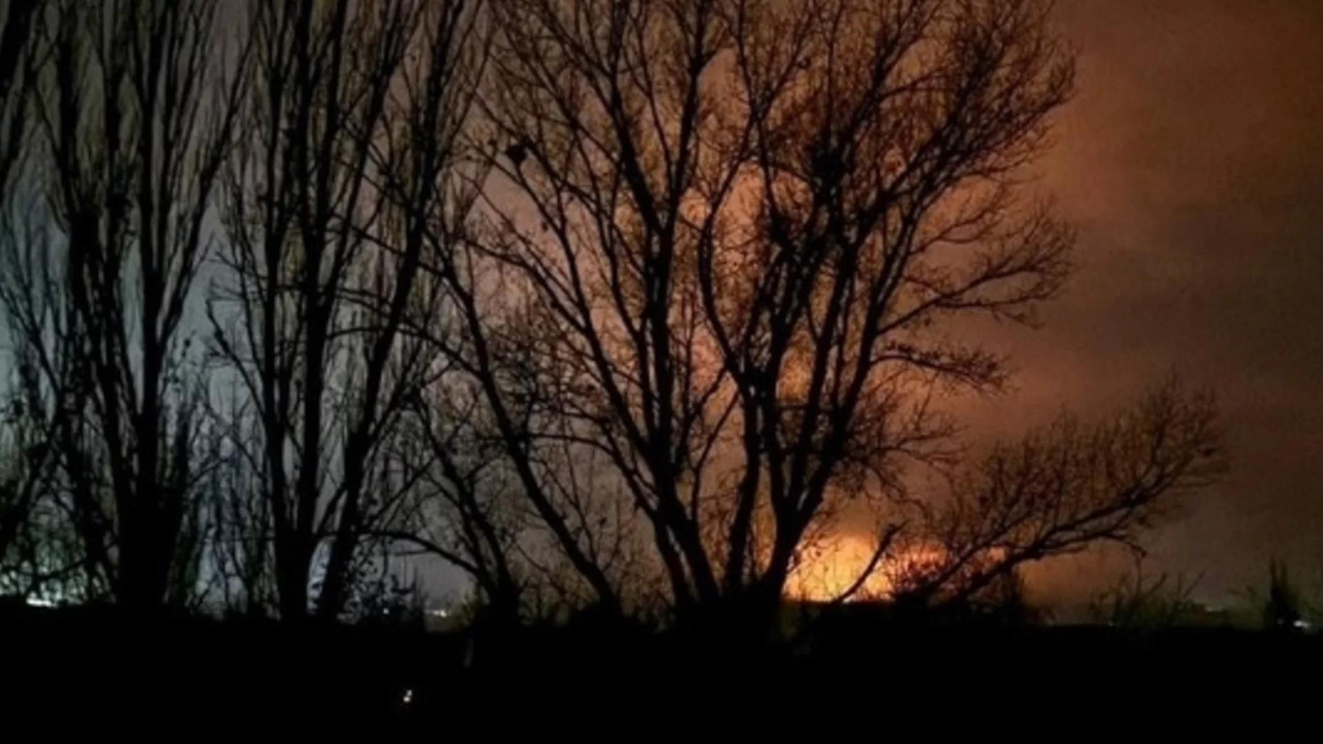 Украински удари в Луганск и Крим: Поразени са нефтобаза и охраната на ФСБ