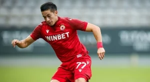 Историята помни: 22 години по-рано и на същия съперник - легенда заби ножица (ВИДЕО)