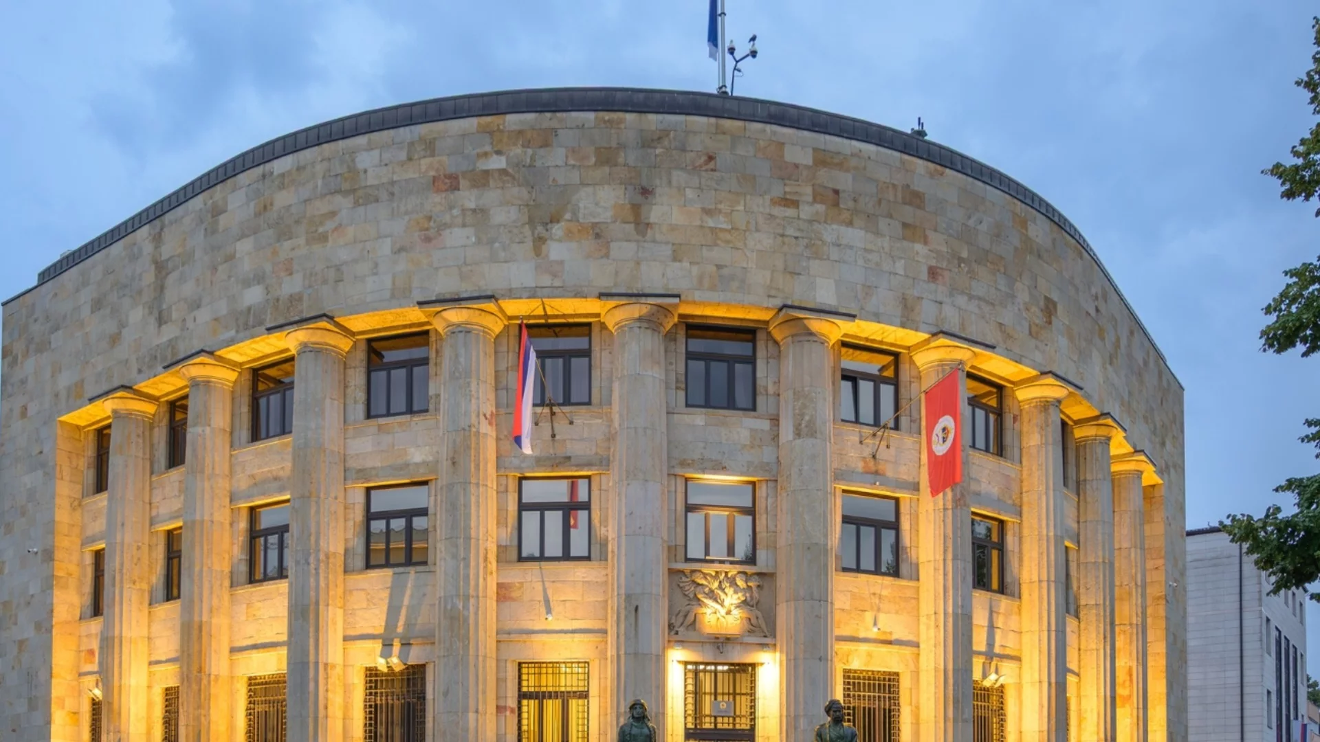 Приеха в болница президента на Република Сръбска