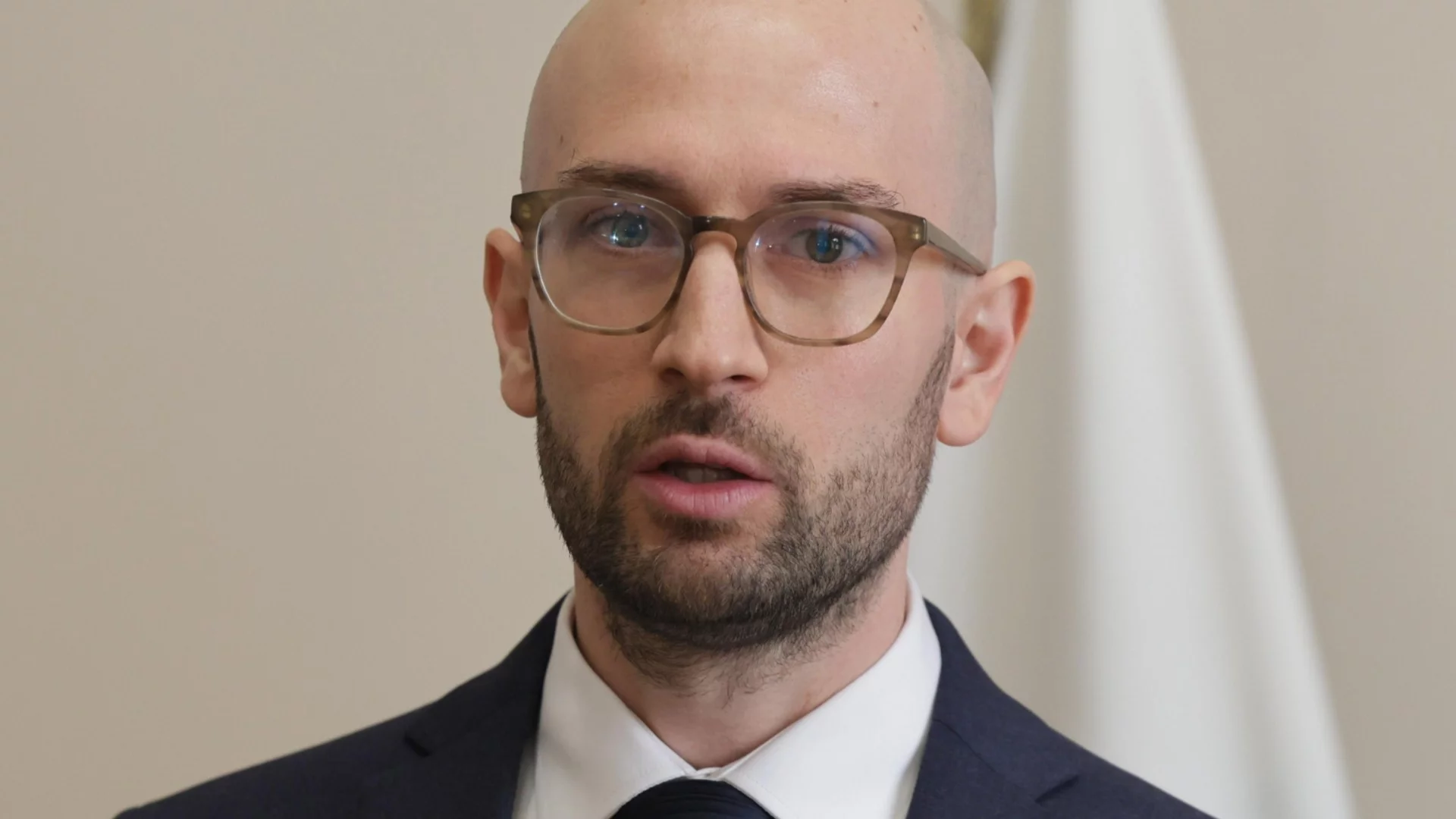 Финансовият министър отправи призив, свързан със заплатите