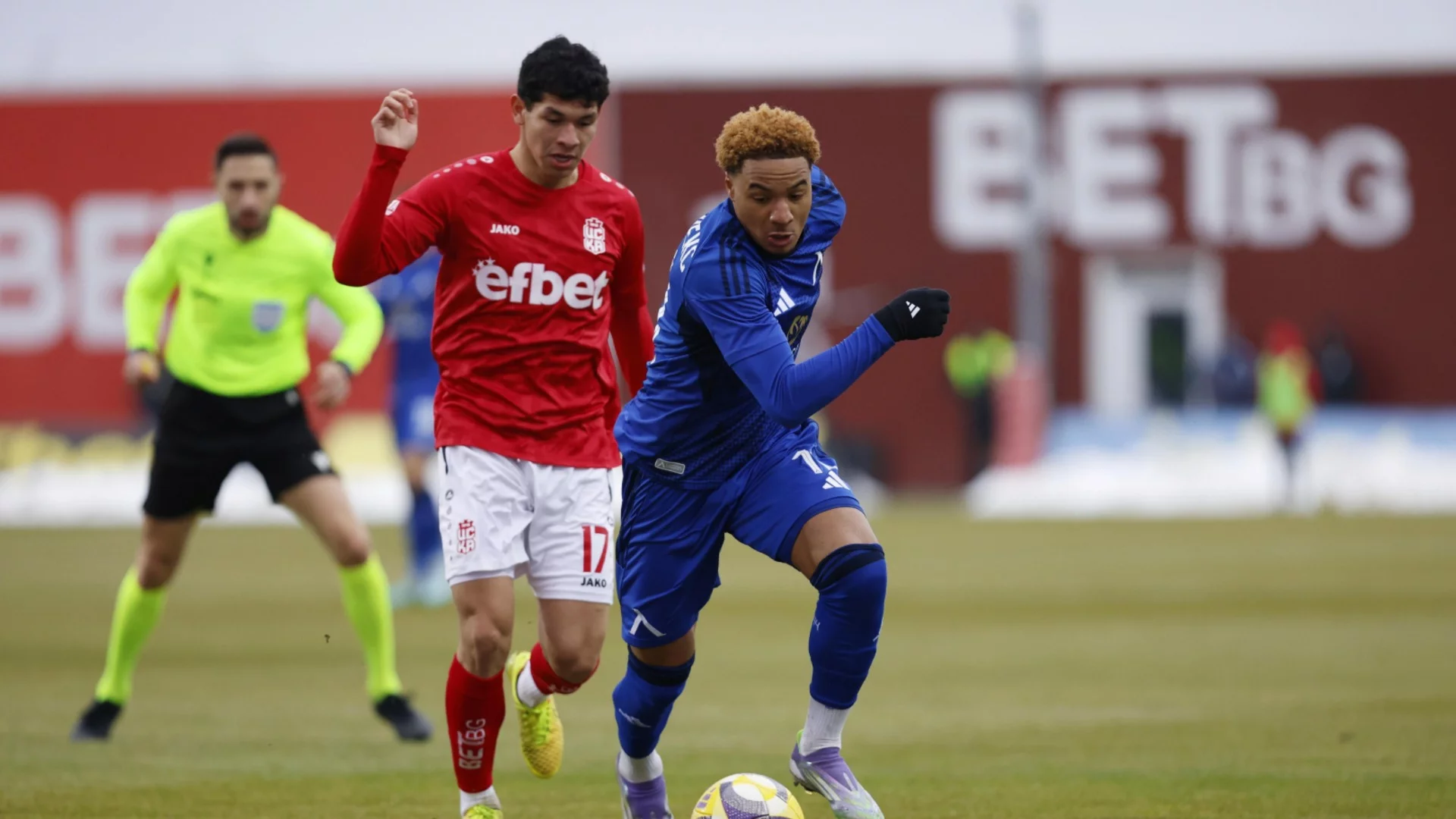 "Левски даде кандидатура за титлата, трудно ще изпусне питомното. Селекцията на "сините" е много добре подбрана"