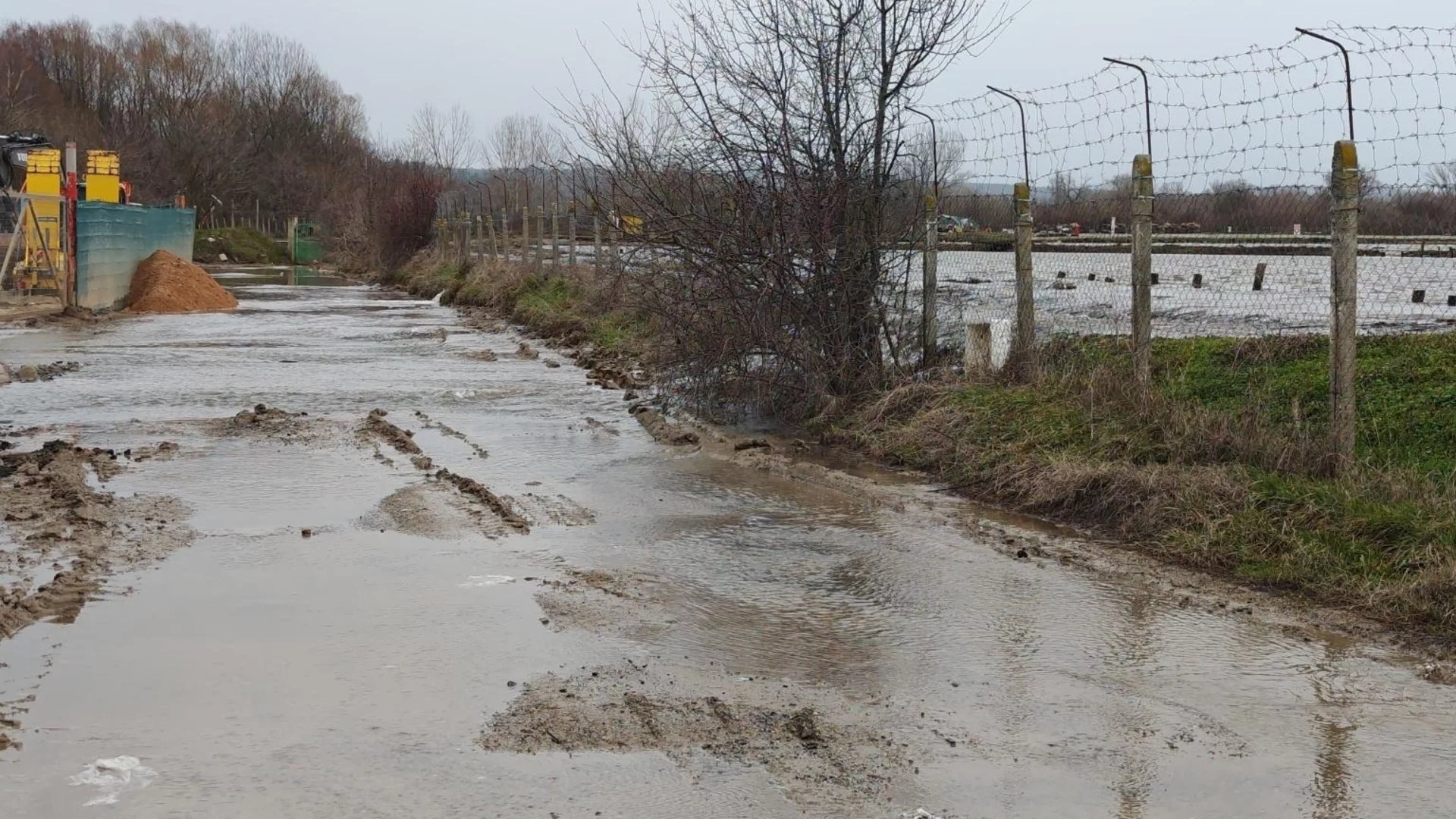 След снега и пороите: Нормализира се обстановката в страната
