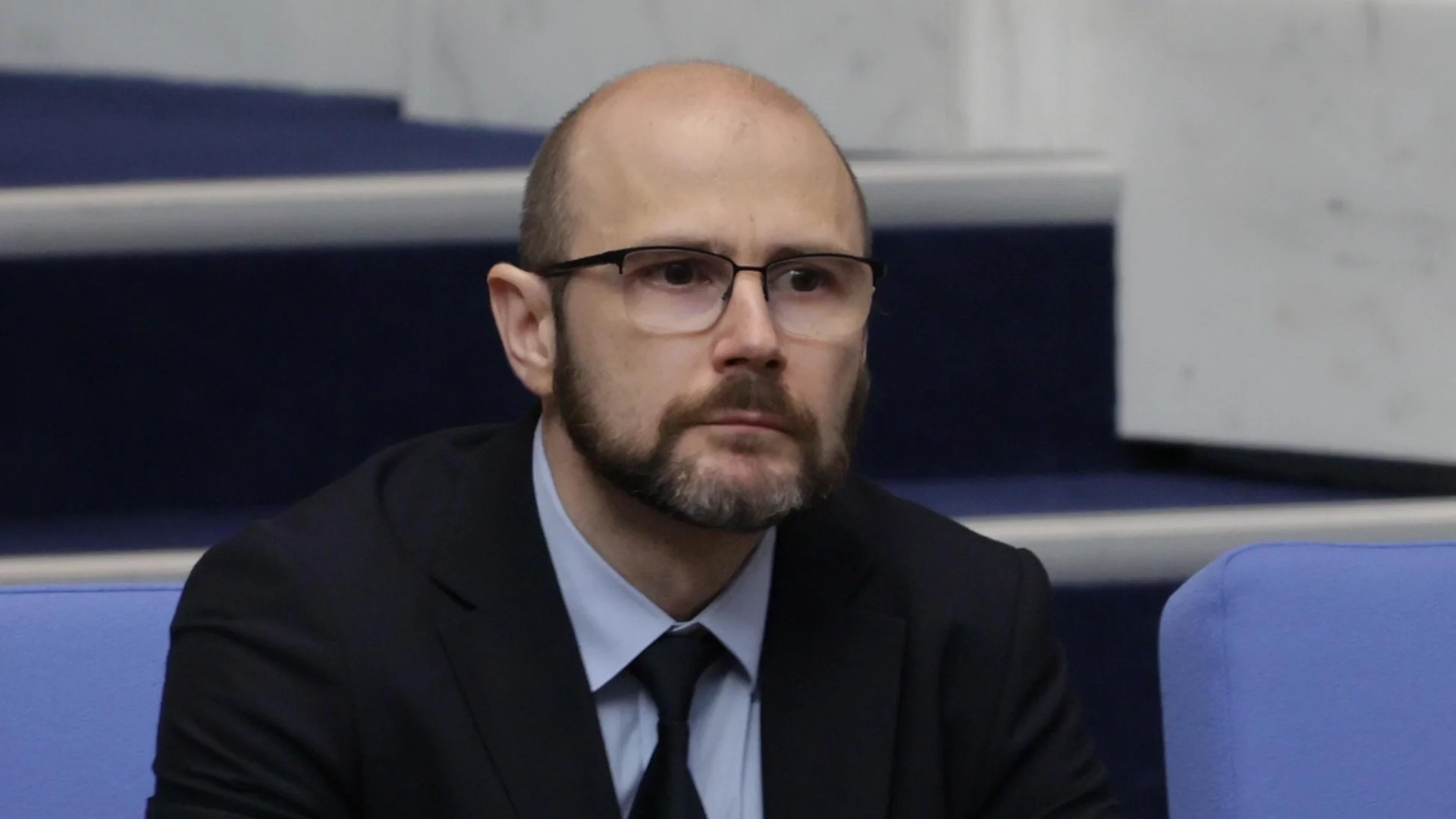 Кои са скритите центрове на власт? Аз само мога да предполагам