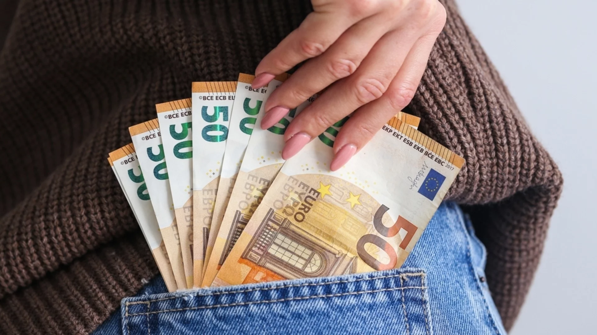 Паричен талисман за всяка зодия: Какво да сложите в портфейла си, за да забогатеете