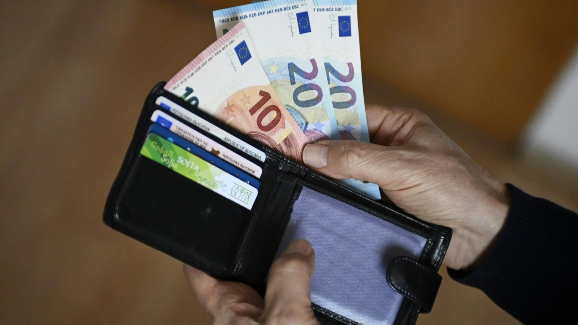 ВКС се произнесе за обезщетението от шест заплати