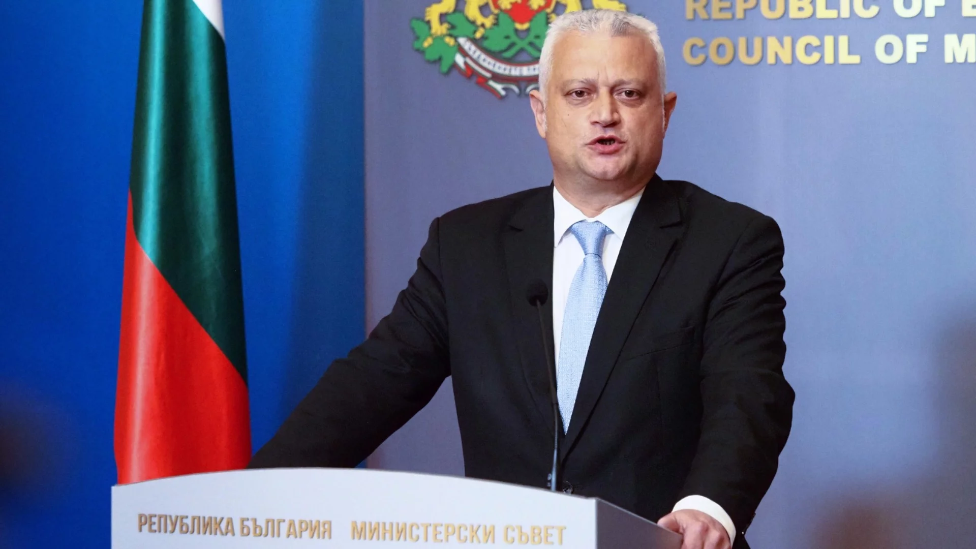 "Паническите ходове": Прокуратурата разпореди проверка на служебния вътрешен министър