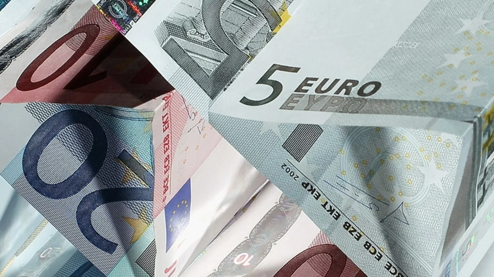 Нова посока за еврото през новата седмица