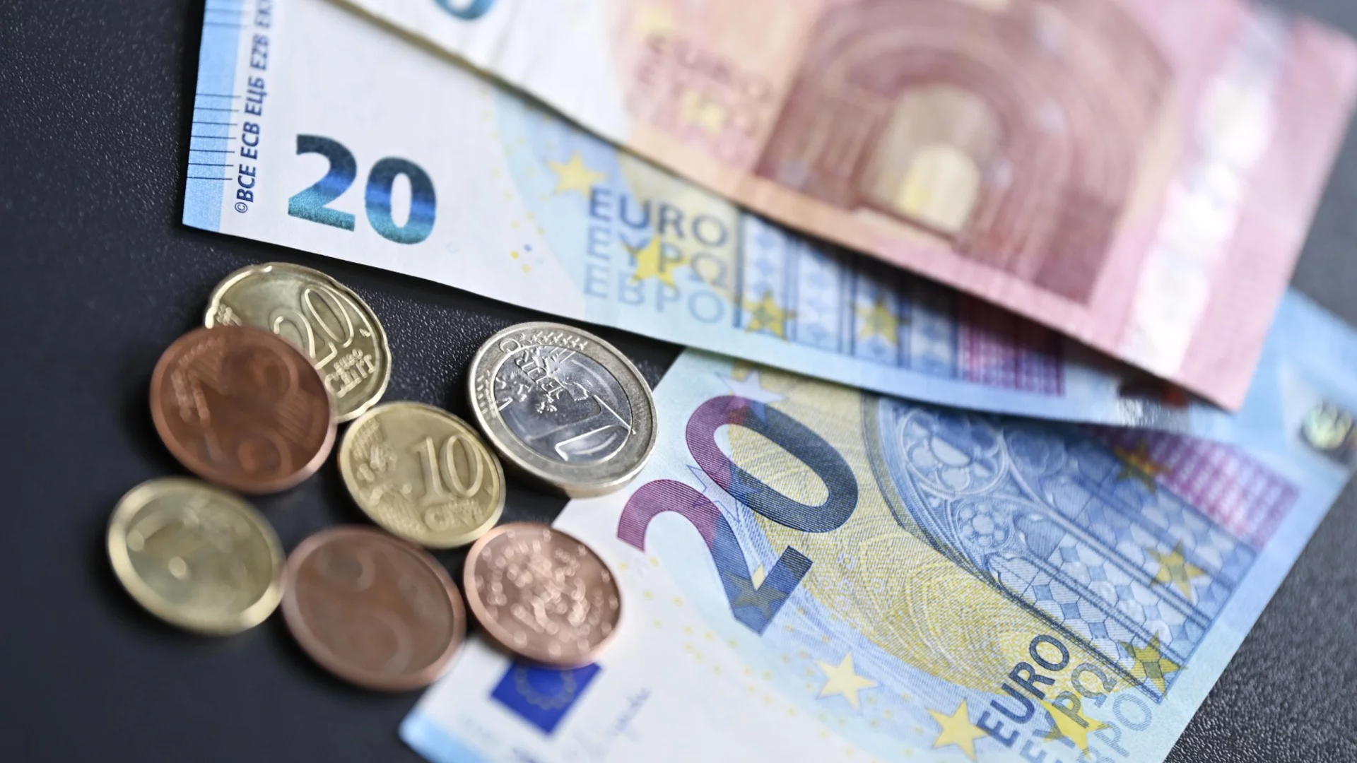 Служебният кабинет предлага нов срок за удължителния бюджет