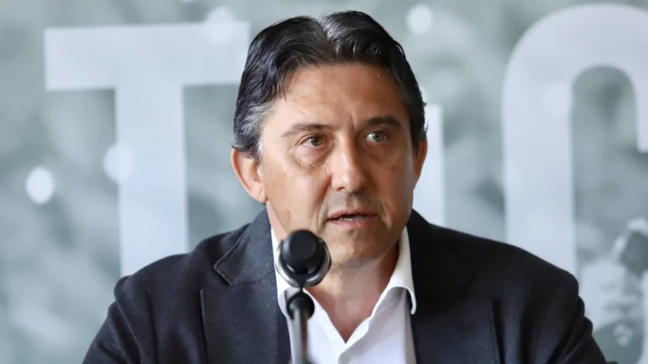 Нов епизод от "сагата", която не спира да тормози шефове и фенове в Левски