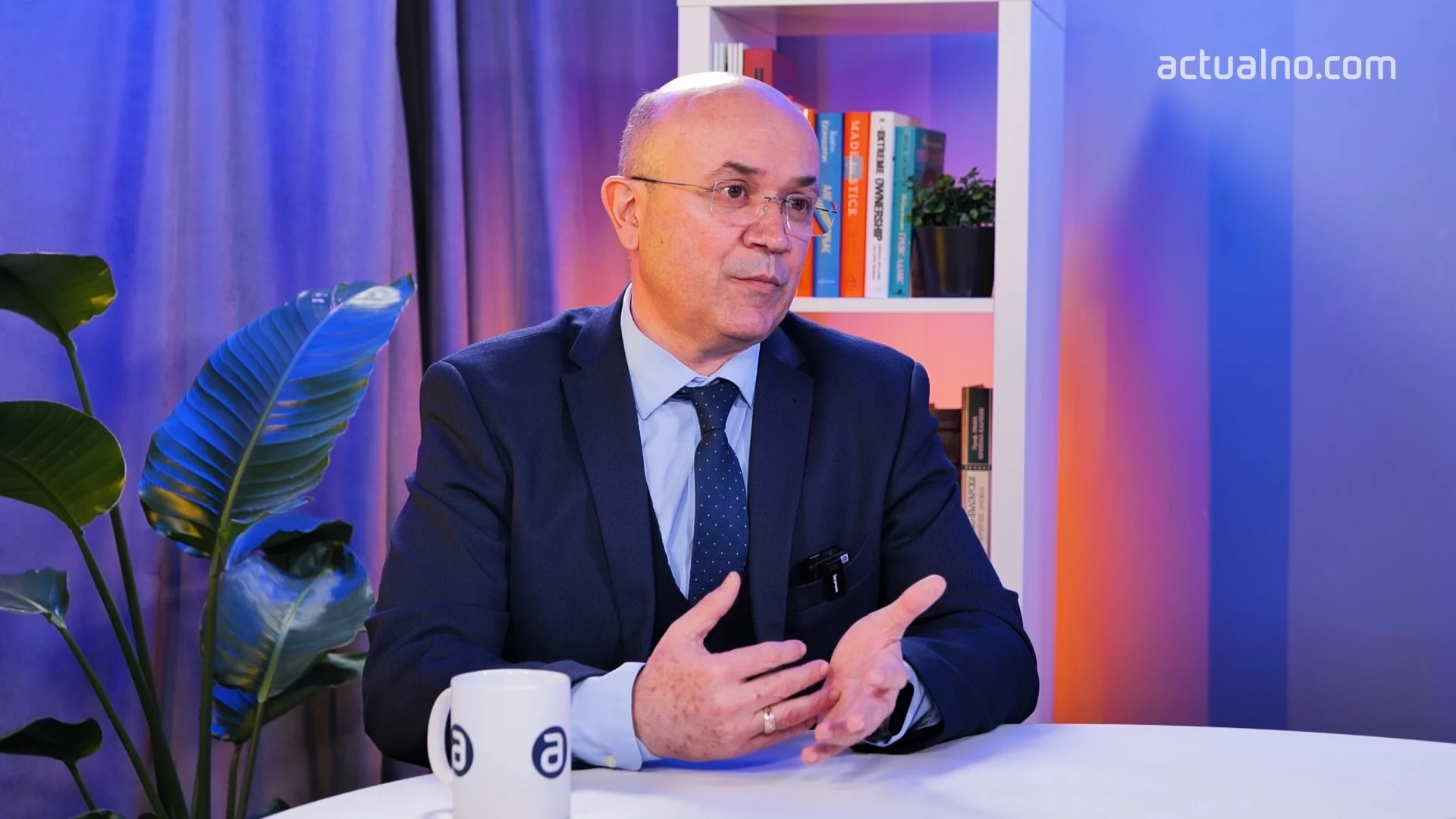 Как еврото отваря врати към инвестициите: Обяснява доц. Маню Моравенов (ВИДЕО)