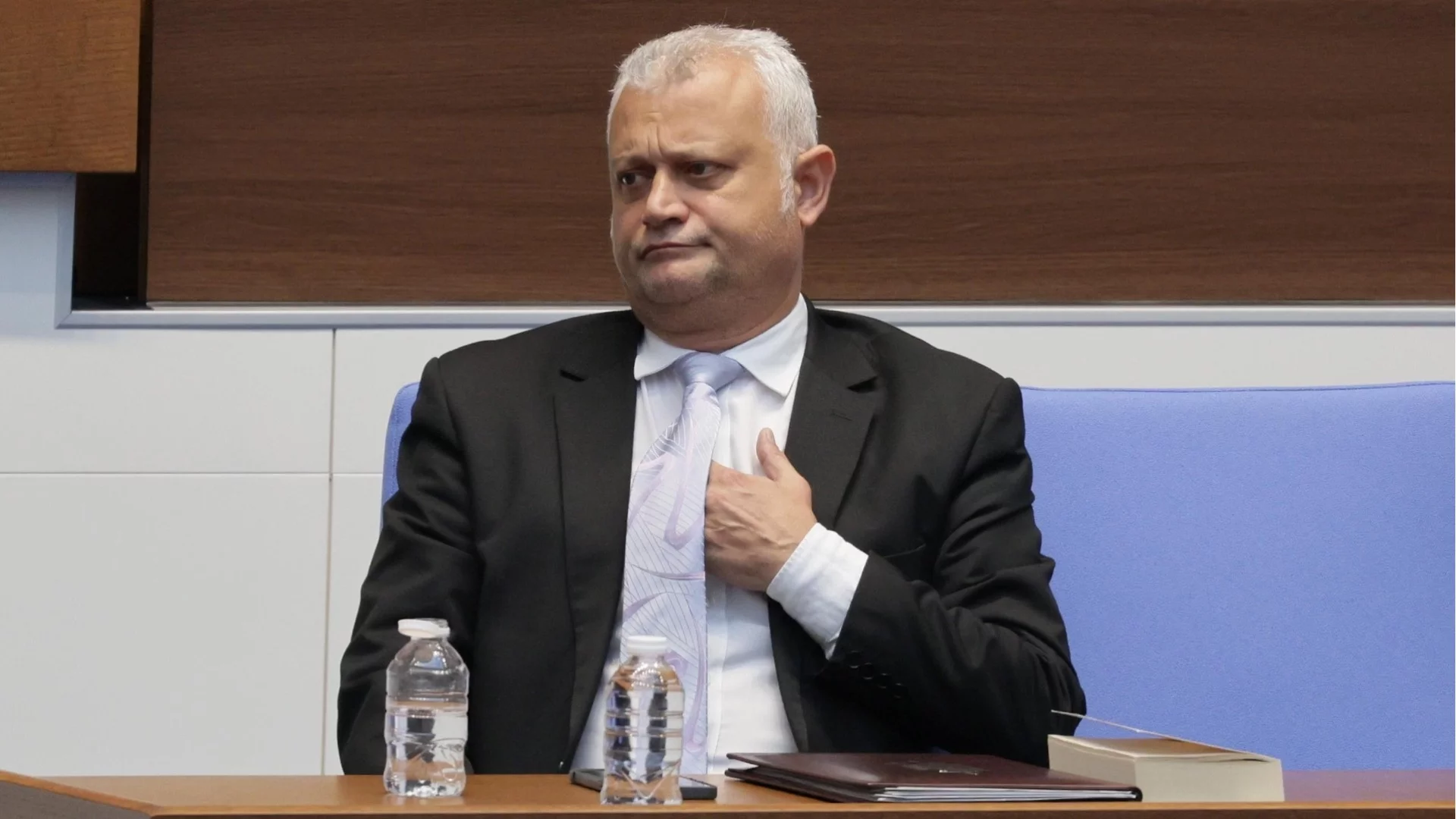 Вътрешният министър за МВР: Дом за нежни души със скъсани менискуси (ВИДЕО)