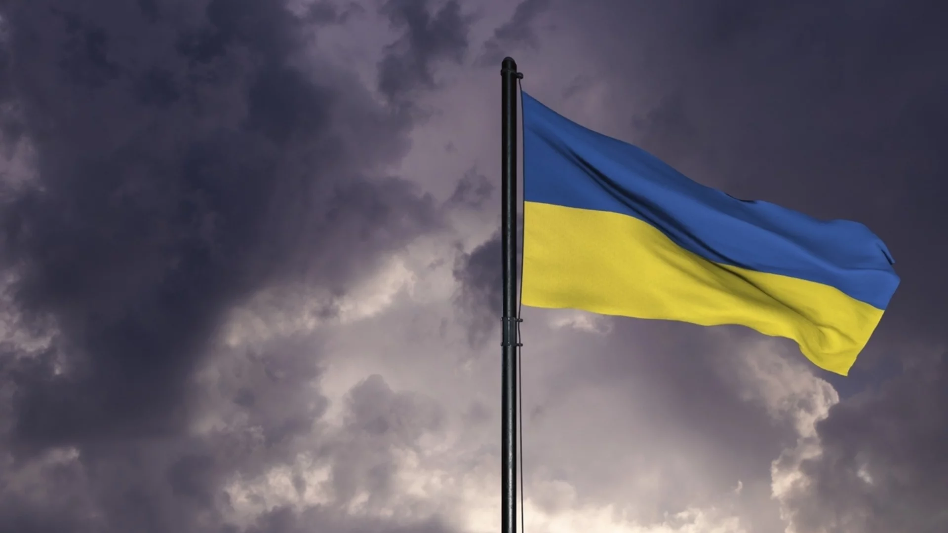 Четири латерни свирят непрестанно украинския химн пред руското посолство в Хага. Посланикът побесня (ВИДЕО)