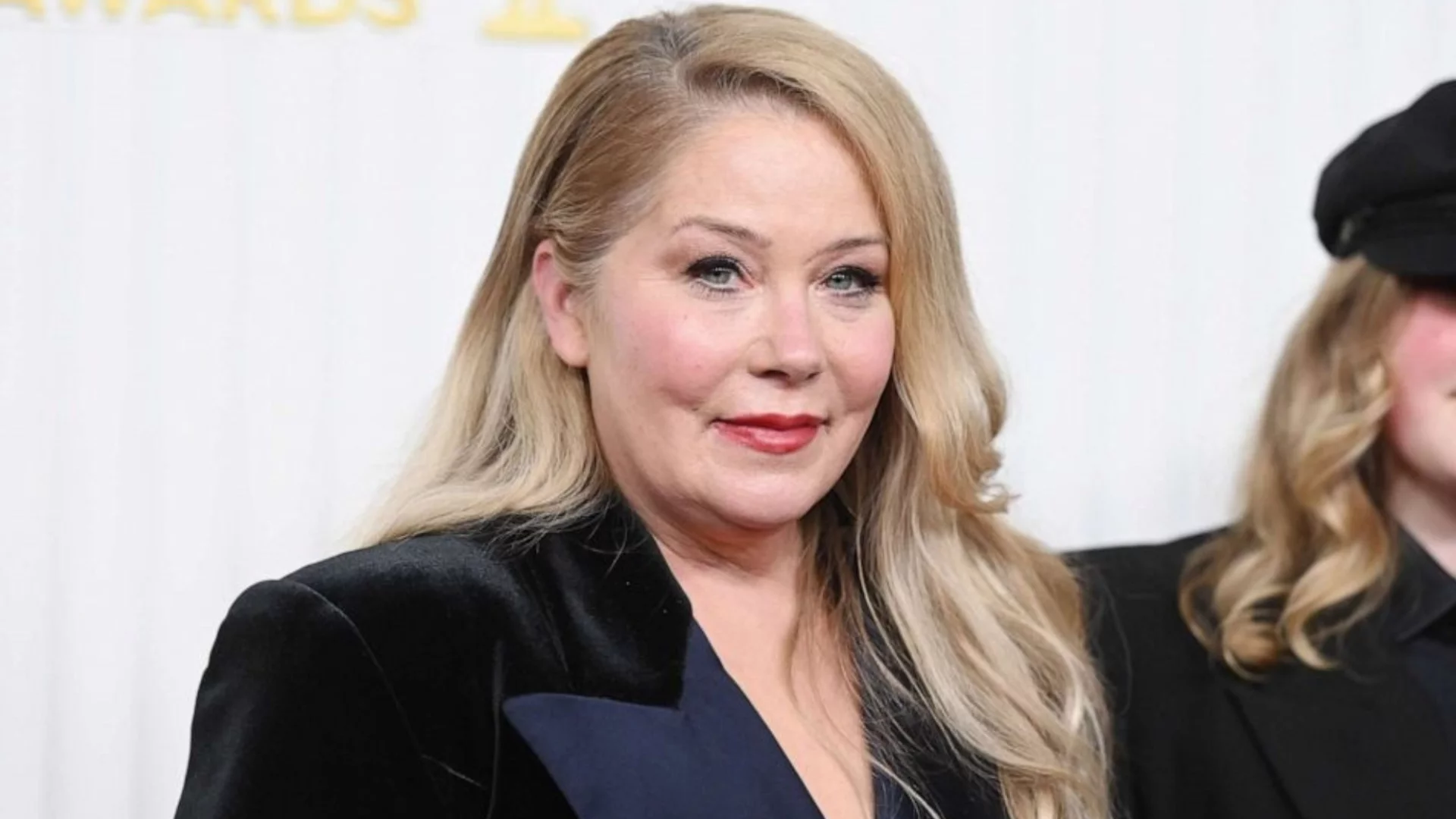 Всеки ден е борба с болката: Кристина Апългейт е на легло заради множествената склероза