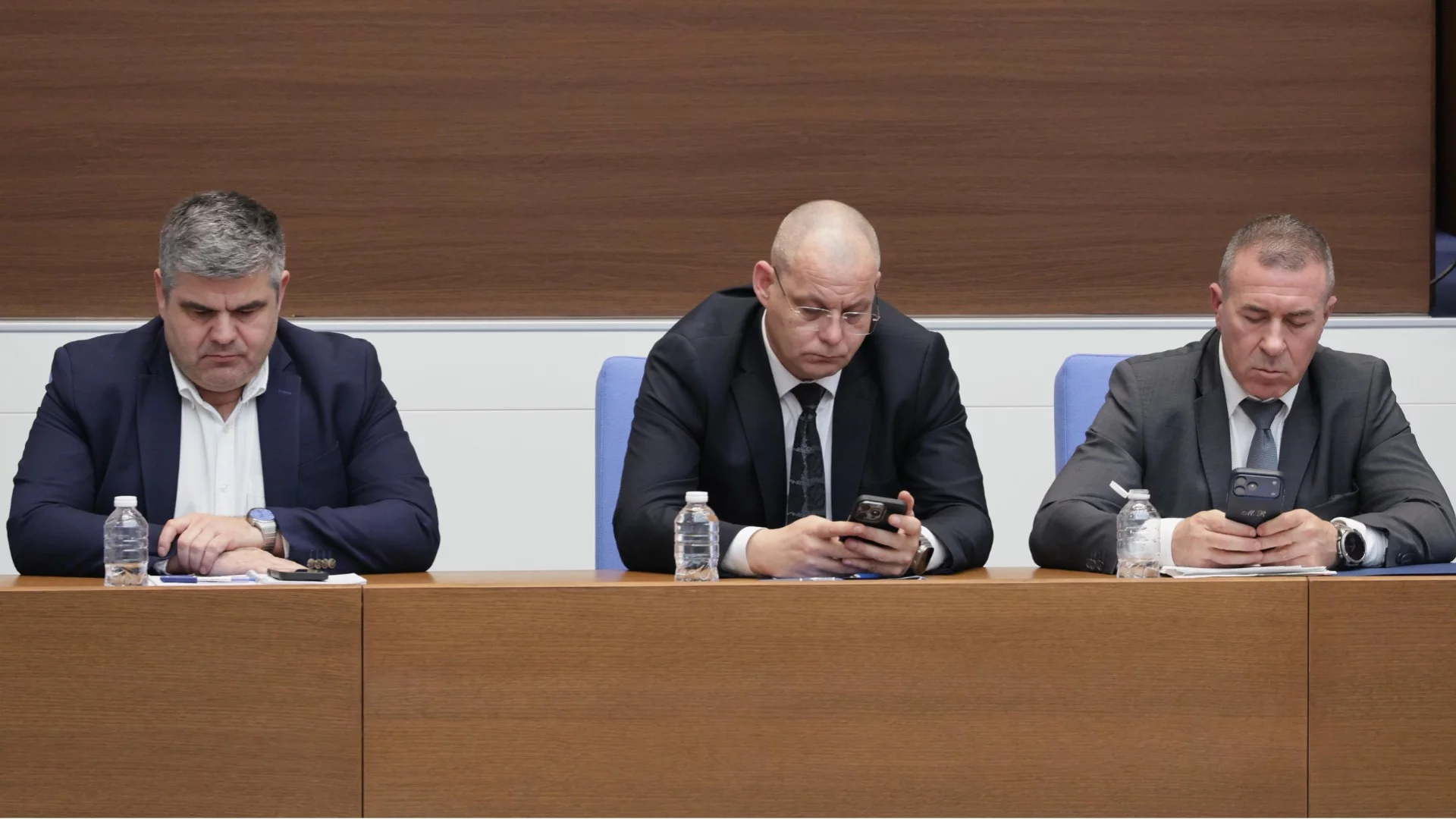 Висш полицай: Срещнах се с министъра в ресторант, не ми е оказвал натиск по случая "Петрохан"