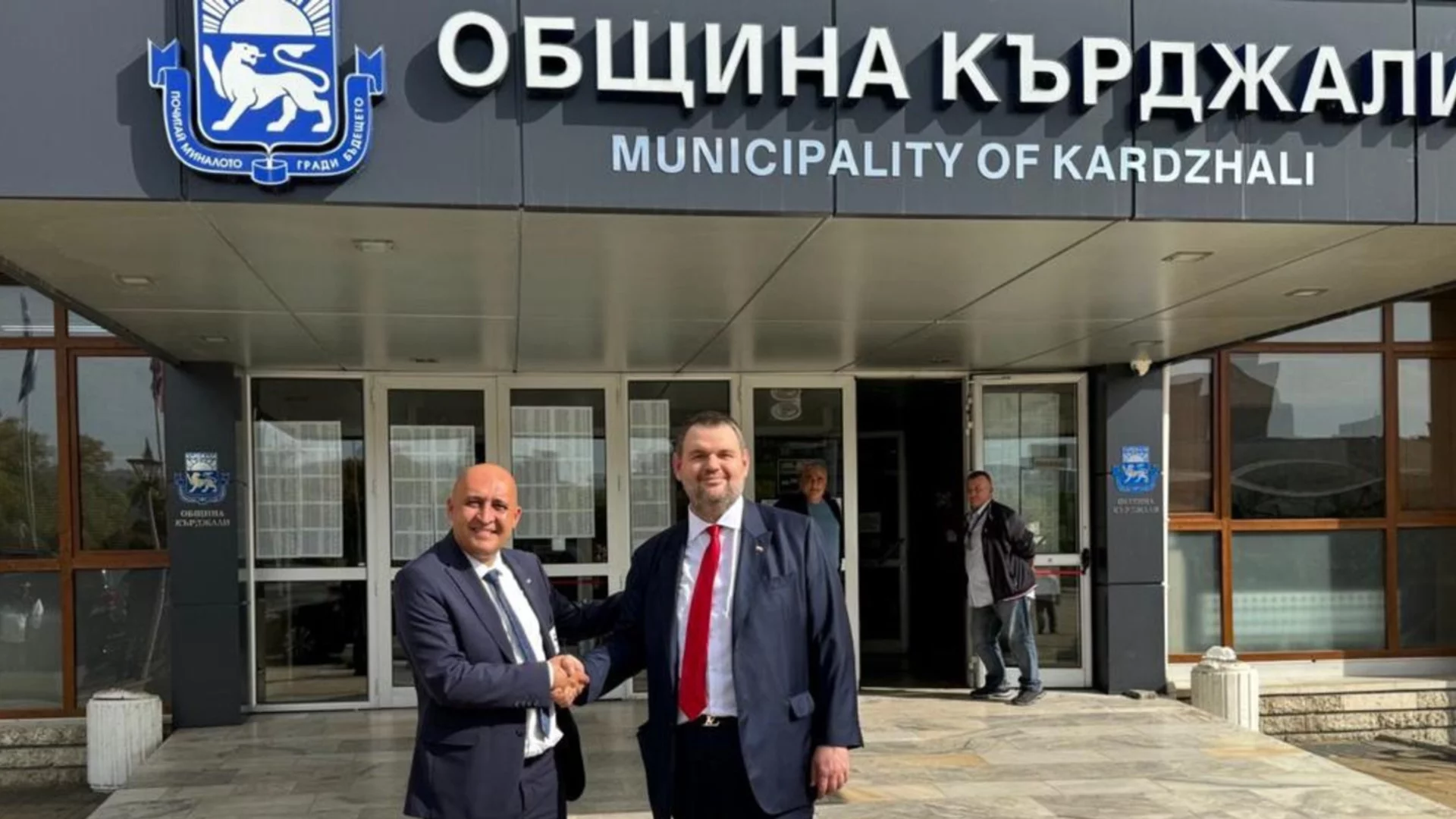 "Той разчита и вярва в силата на Кърджали": ДПС номинира Делян Пеевски за водач на листата