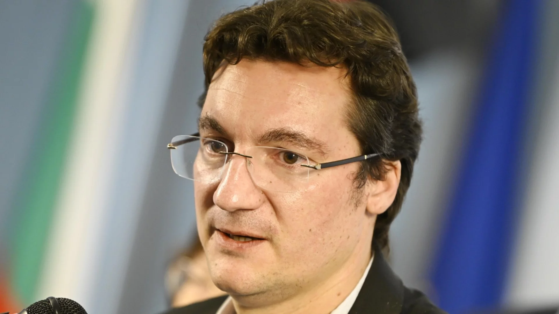 "Те повече няма да бъдат депутати": Крум Зарков след гласуването на БСП против ветото на Йотова (ВИДЕО) 