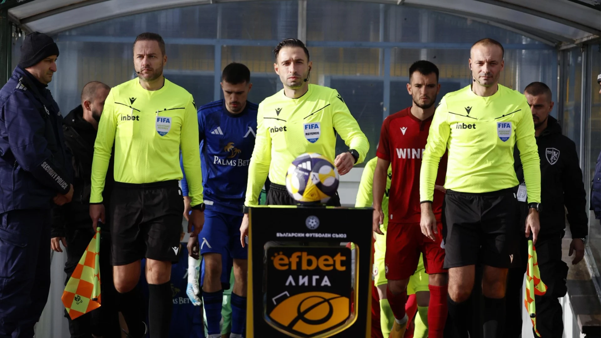 УЕФА ще наблюдава Радослав Гидженов