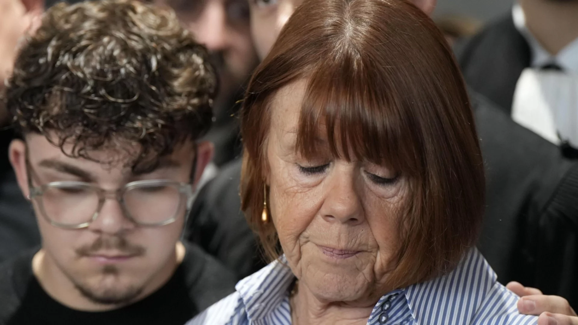 За живота, а не за срама: Книгата на изнасилваната с години Жизел Пелико е най-продаваната във Франция