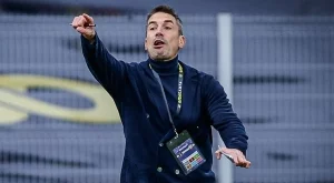 "Добре, че беше червеният картон": Подаръкът, без който Левски изпуска "питомното"?!