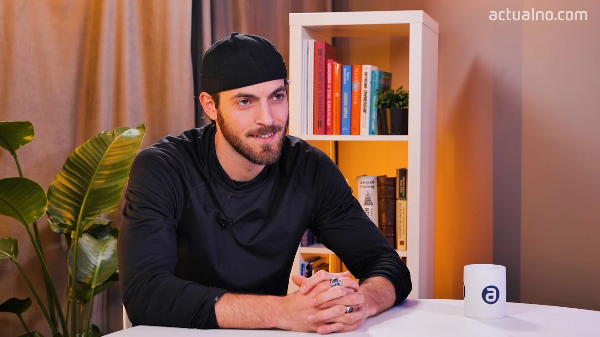 От GR!NGOD до любимият на публиката Лазар: Гринго-Богдан Григоров между сцената и екрана (ВИДЕО)