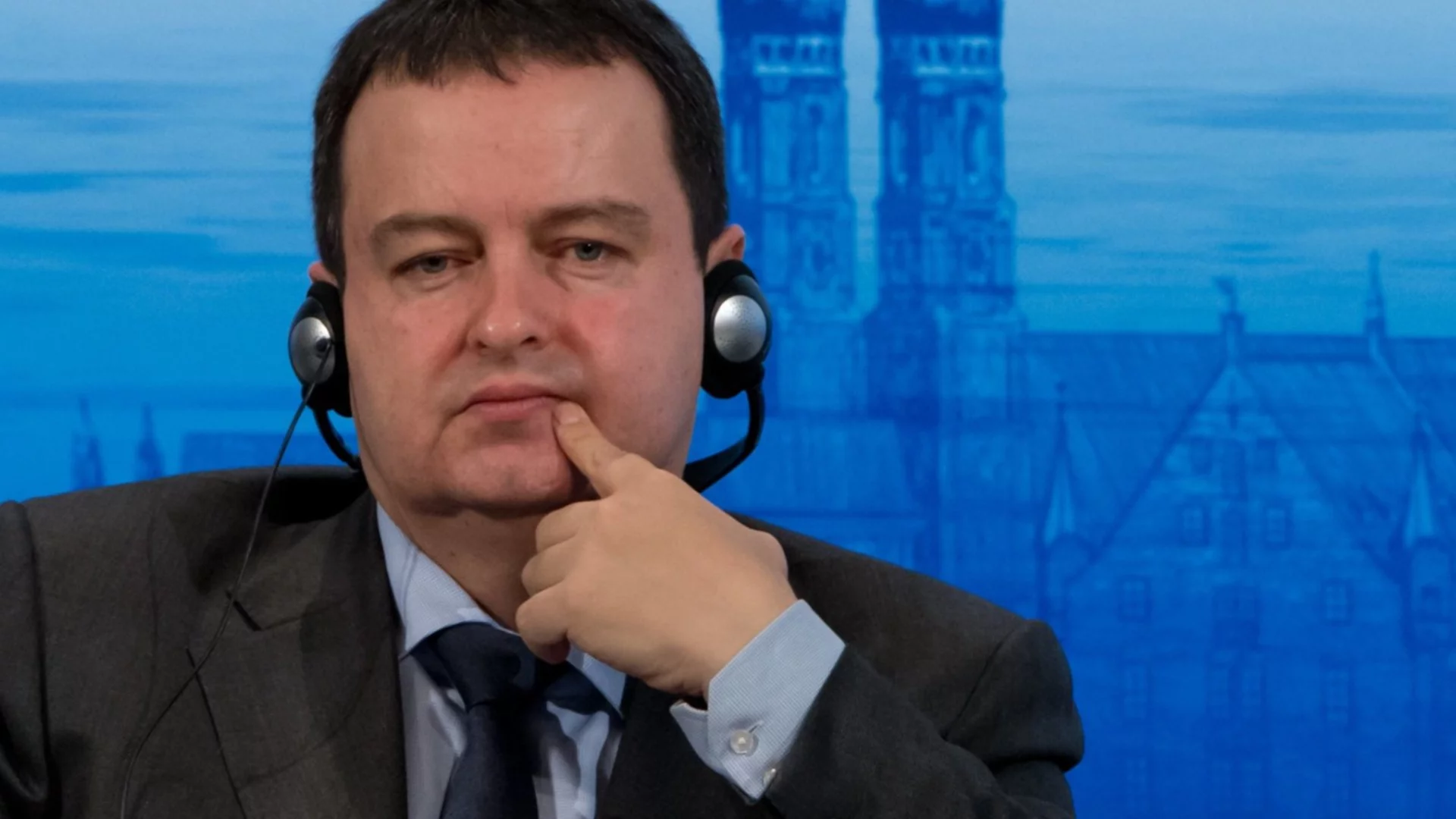 Не е само пневмония: Сръбският вътрешен министър Ивица Дачич има и други сериозни заболявания