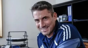 Заради Хулио Веласкес: Елитно издание в Испания е новият най-голям фен на Левски