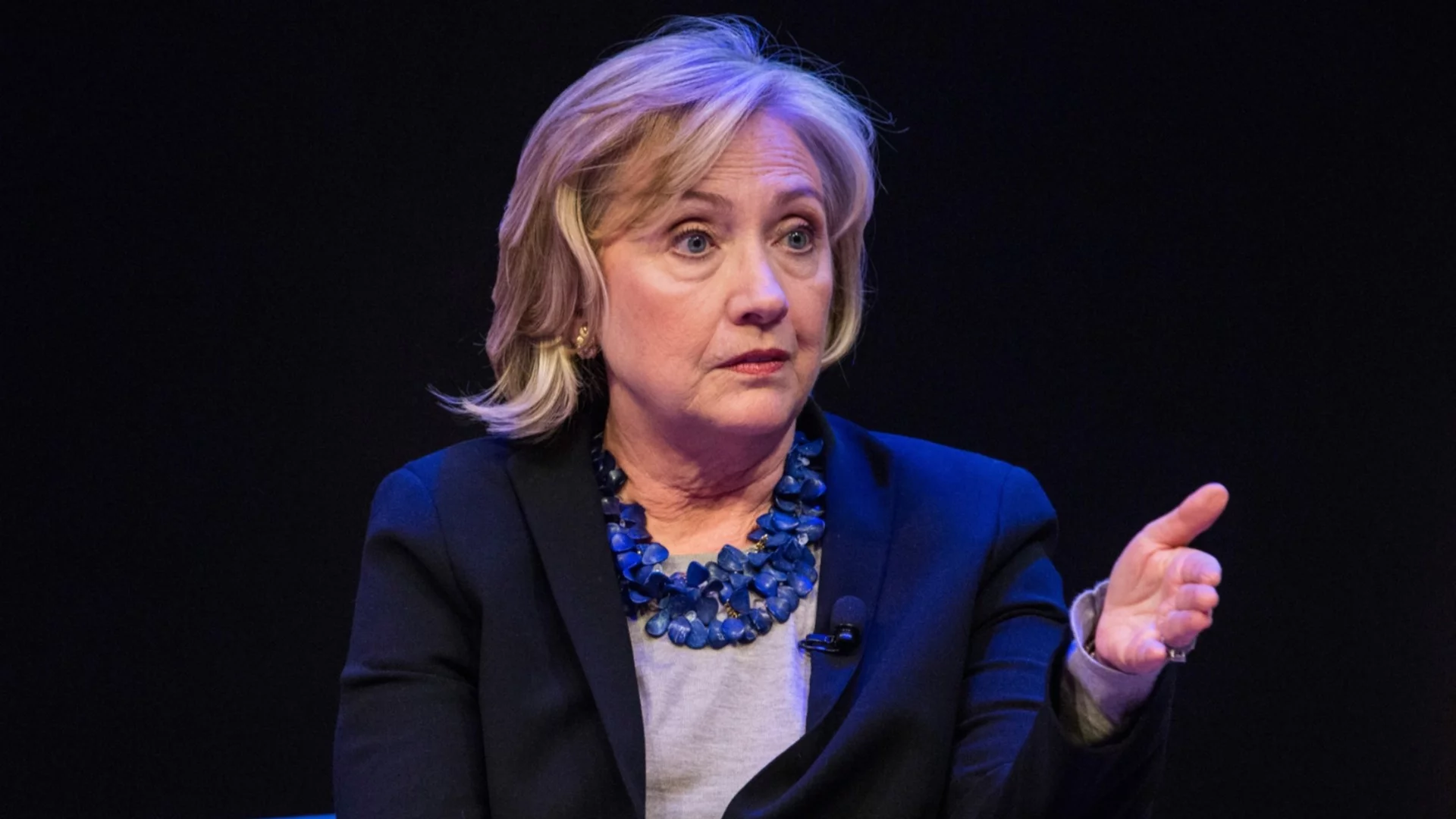 "Не го познавам": Хилари Клинтън след 7-часовото си изслушване по делото "Епстийн"