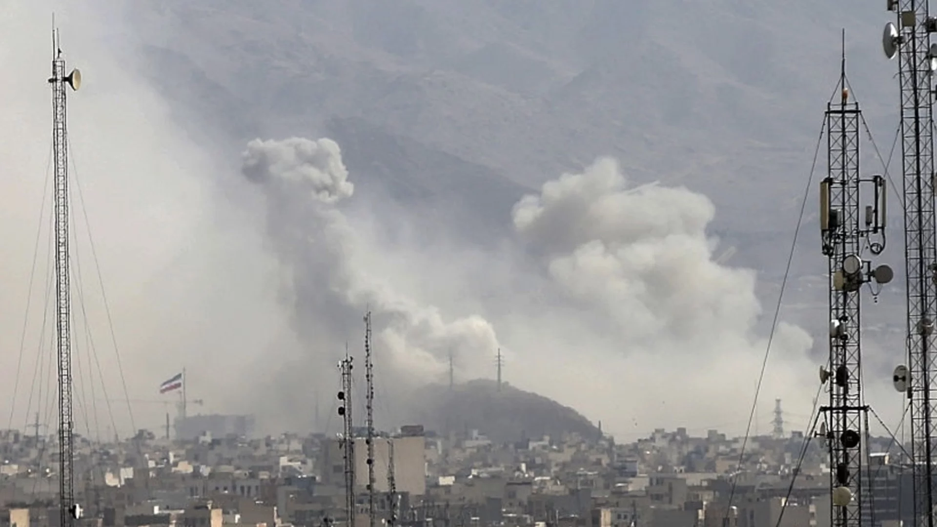 Близкият изток гори. Израел и САЩ нападнаха Иран, Техеран удари американски бази (ВИДЕА)