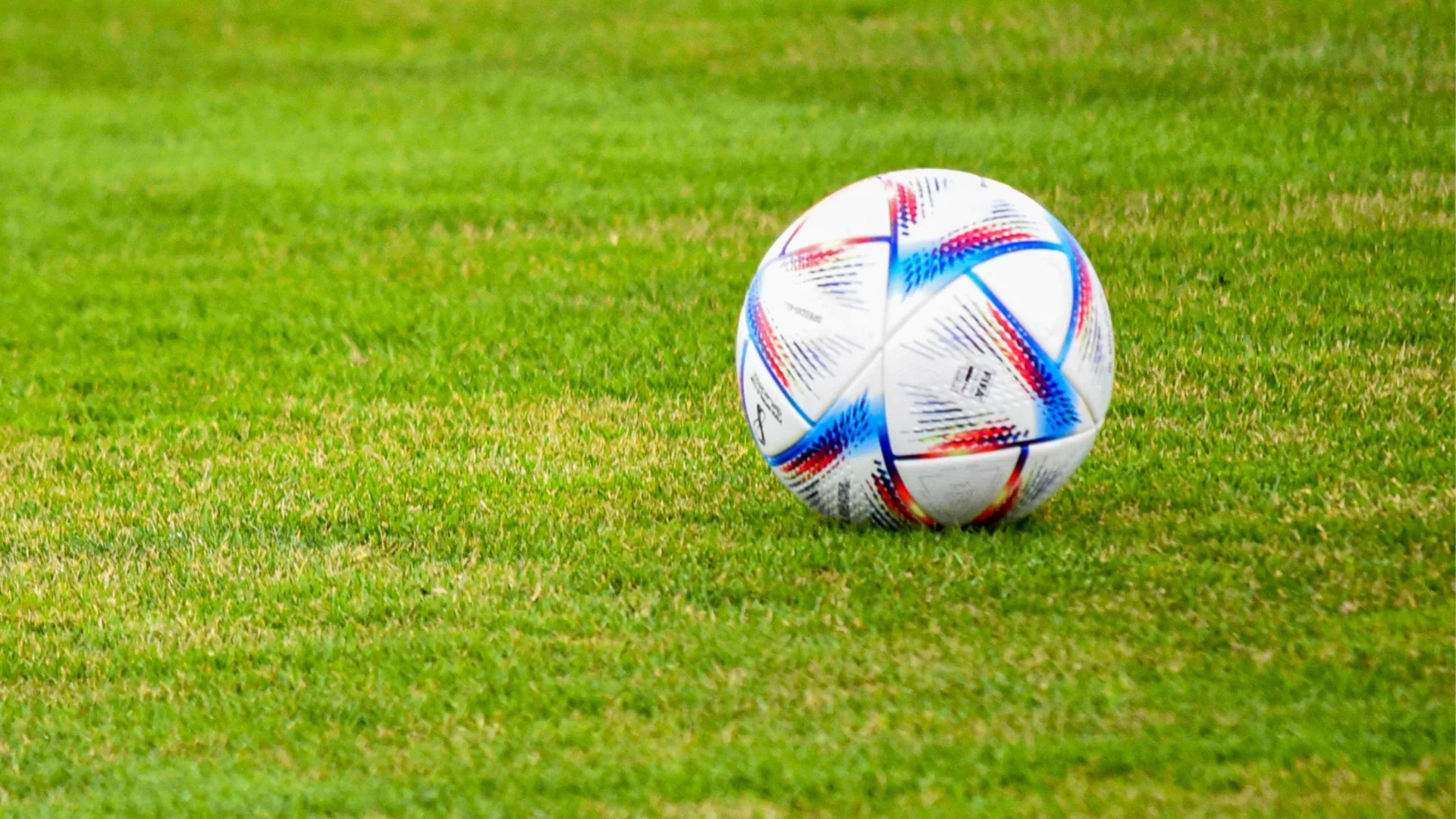 Ето колко милиона се дават за заплати в Първа лига: от къде идват парите?