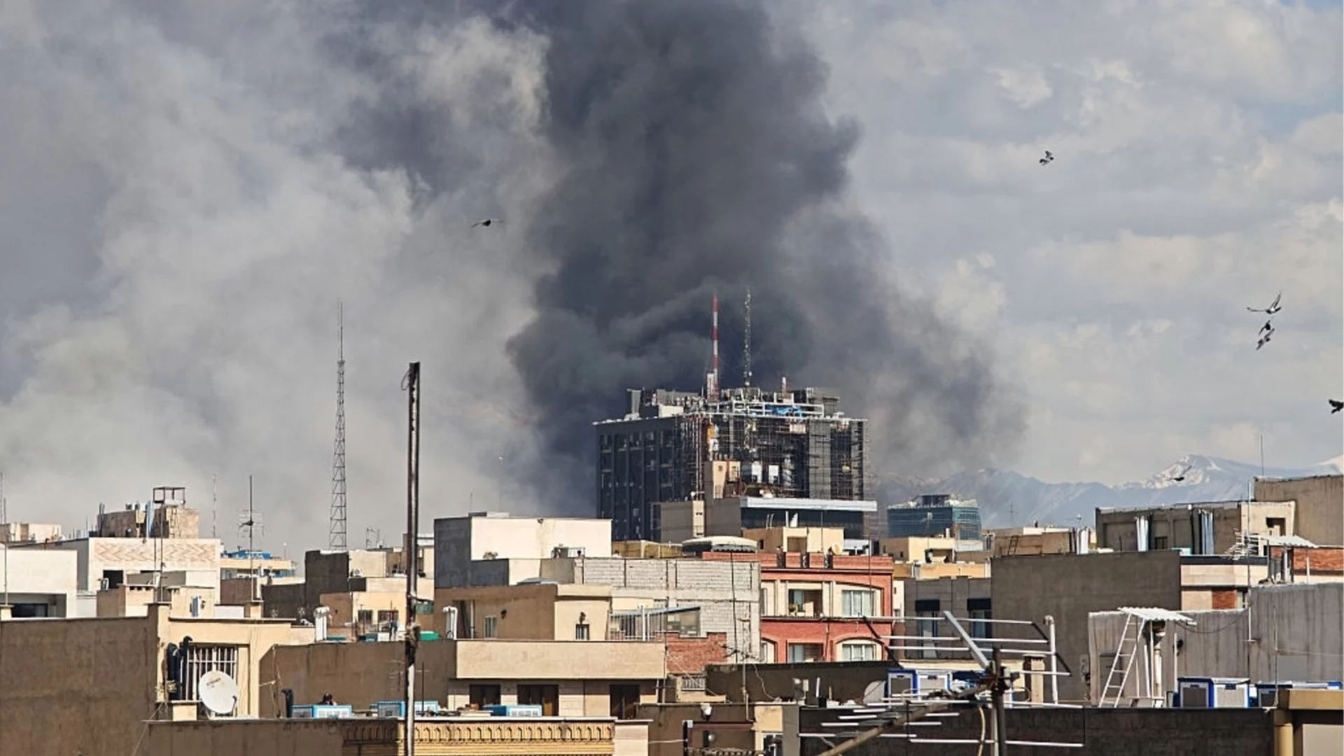 Иран удари Йерусалим, Израел мобилизира резервисти, Тръмп обяви, че операцията продължава с пълна сила (ВИДЕО)