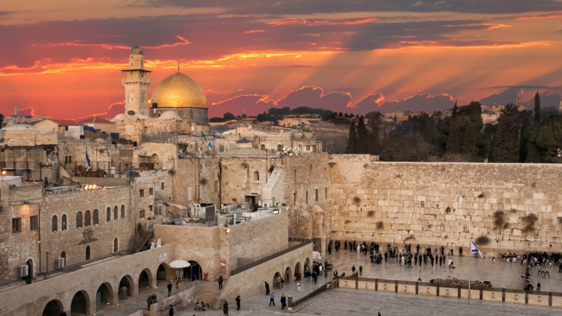 Бойна глава на светите места и дъжд от ракети над Бахрейн (ВИДЕА)