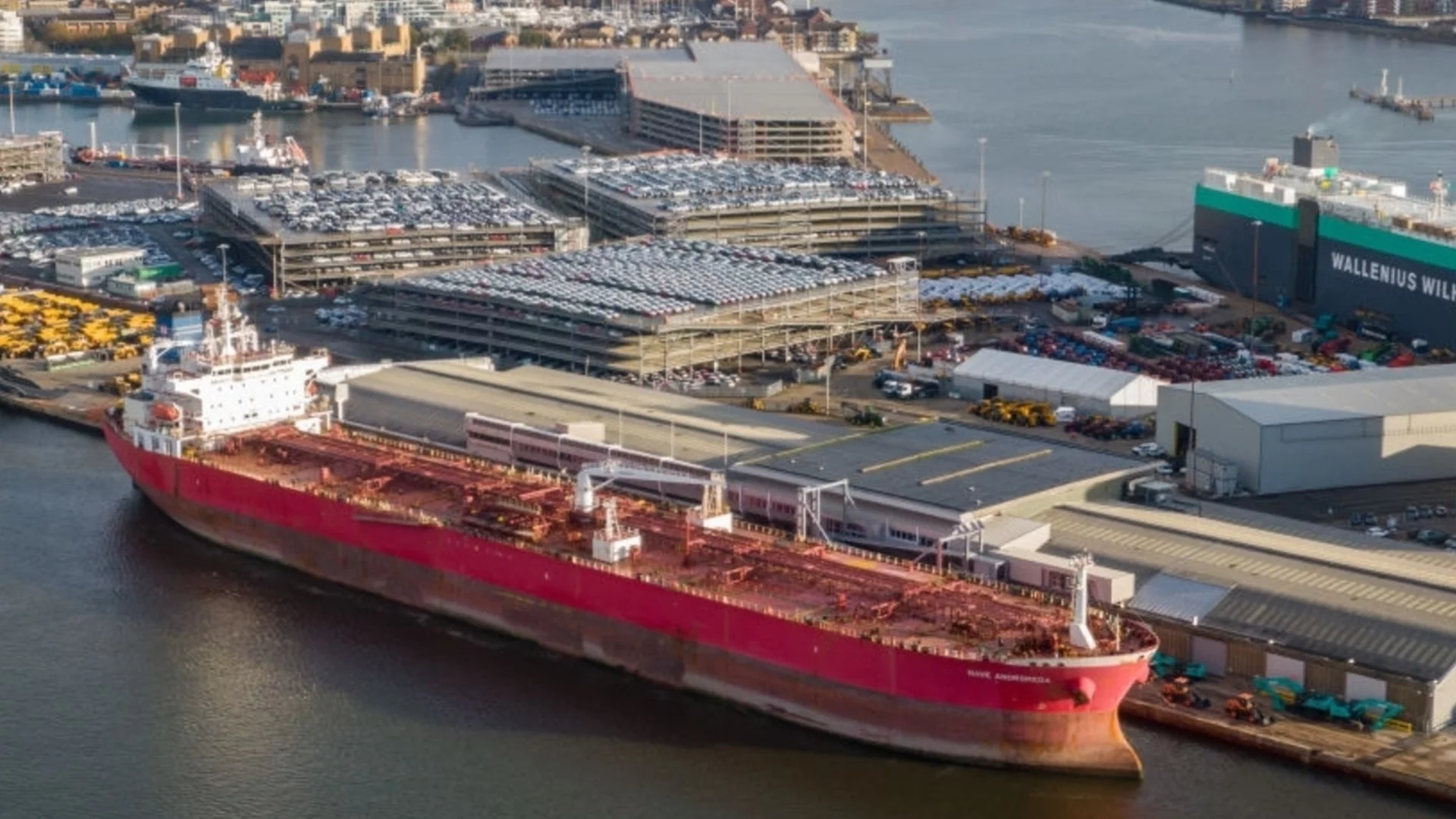 Заседнали кораби на Ормузкия проток: Какво предприе ОПЕК+? (ВИДЕО)