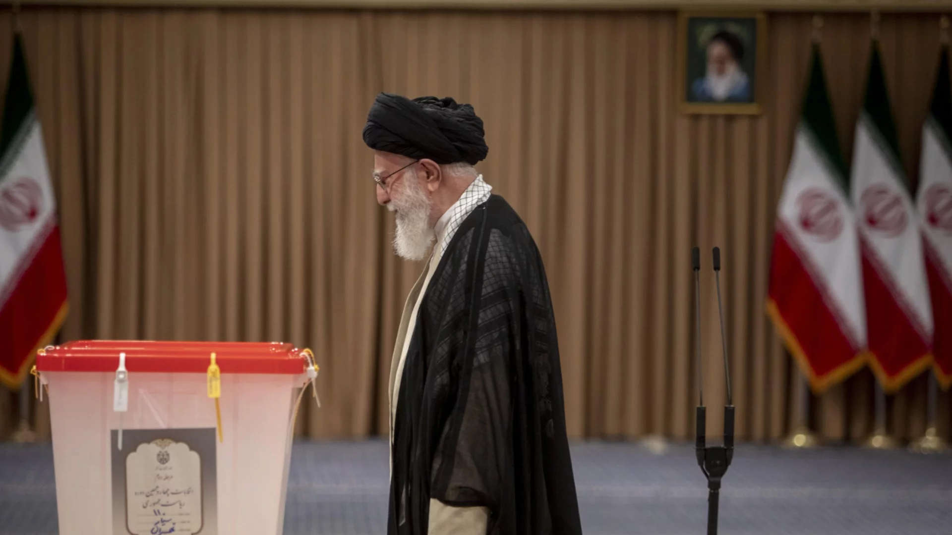 Тръмп: "Али Хаменей, един от най-злите хора в историята, е мъртъв". Реза Пахлави: "Край на Ислямската република!"