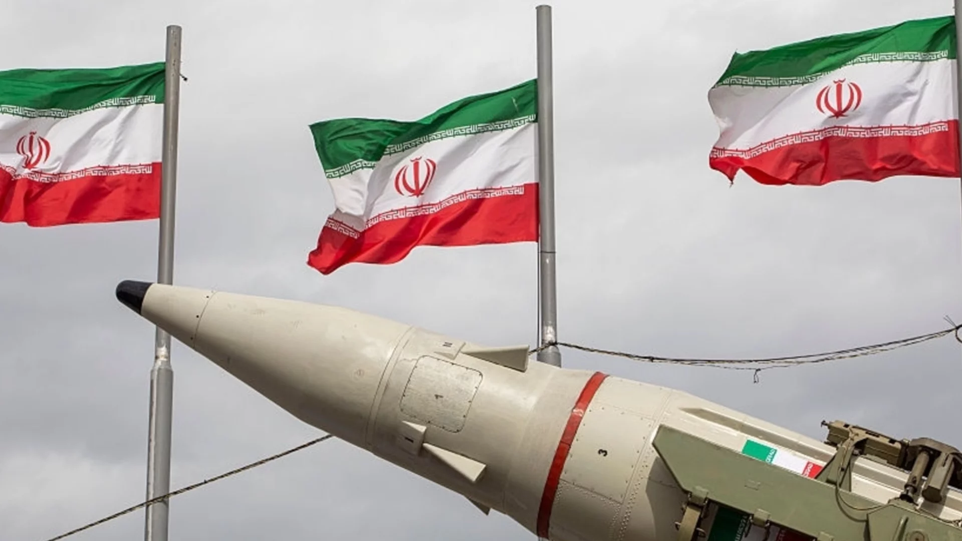 След смъртта на Хаменей: Властта в Иран започва да се изяснява