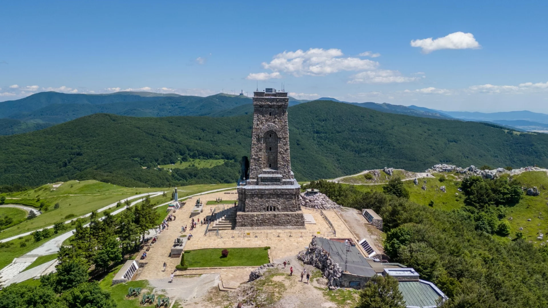 Хороскоп за днес, 3 март: Козирозите удържат позицията като на Шипка, а Телците на клеветата ще строшат зъба